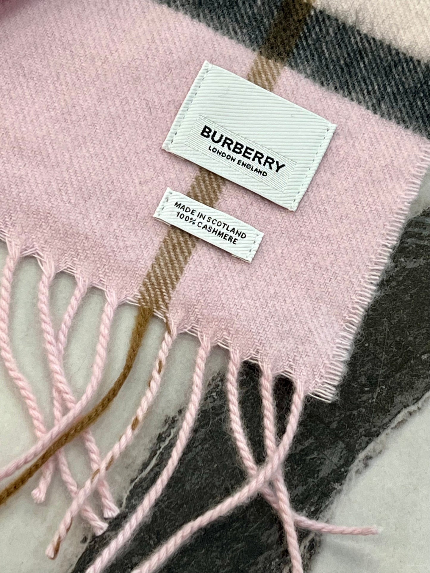 BURBERRY GIANT CHECK CASHMERE SCARF