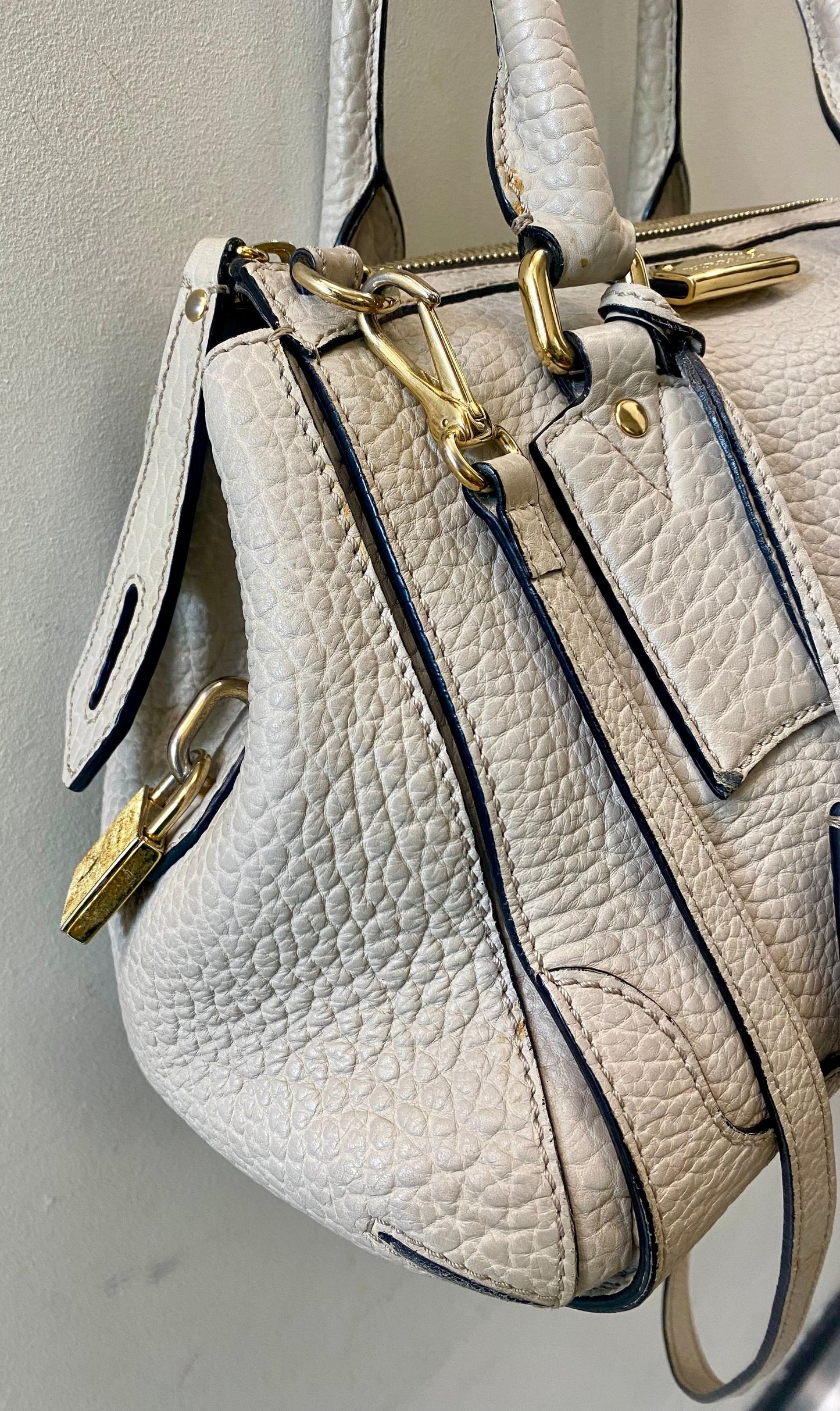 BURBERRY HERITAGE GRAINED LEATHER SMALL GLADSTONE SATCHEL