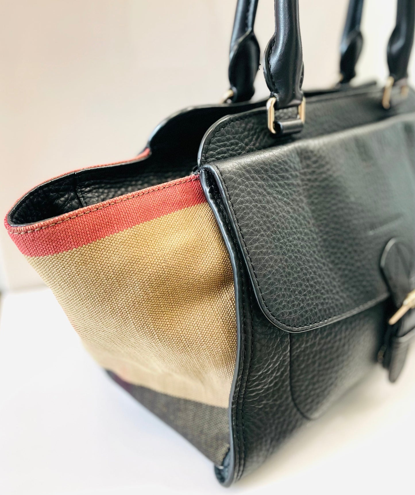 BURBERRY MEDIUM HARCOURT LEATHER SATCHEL BAG