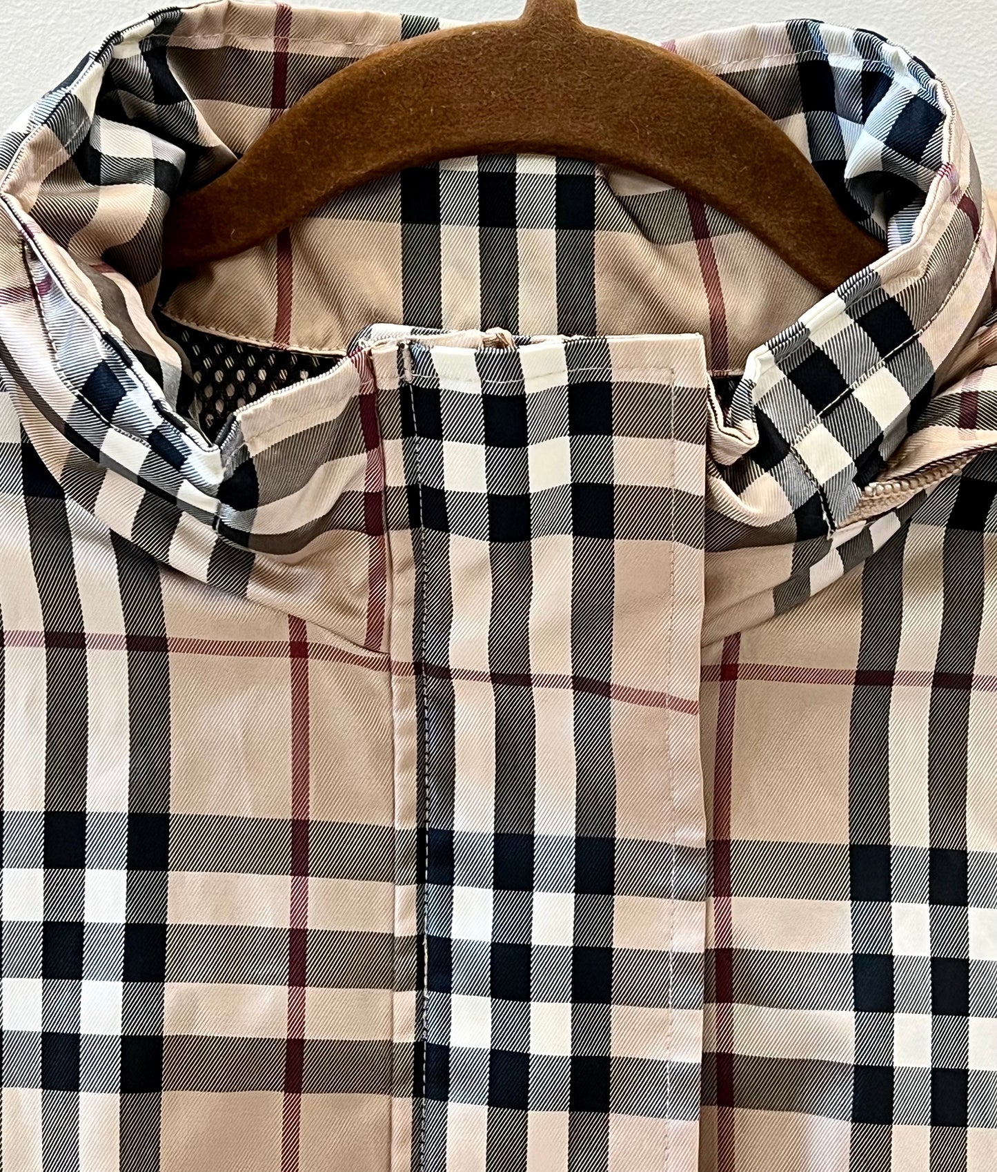 BURBERRY NOVA CHECK HOODED GOLF JACKET