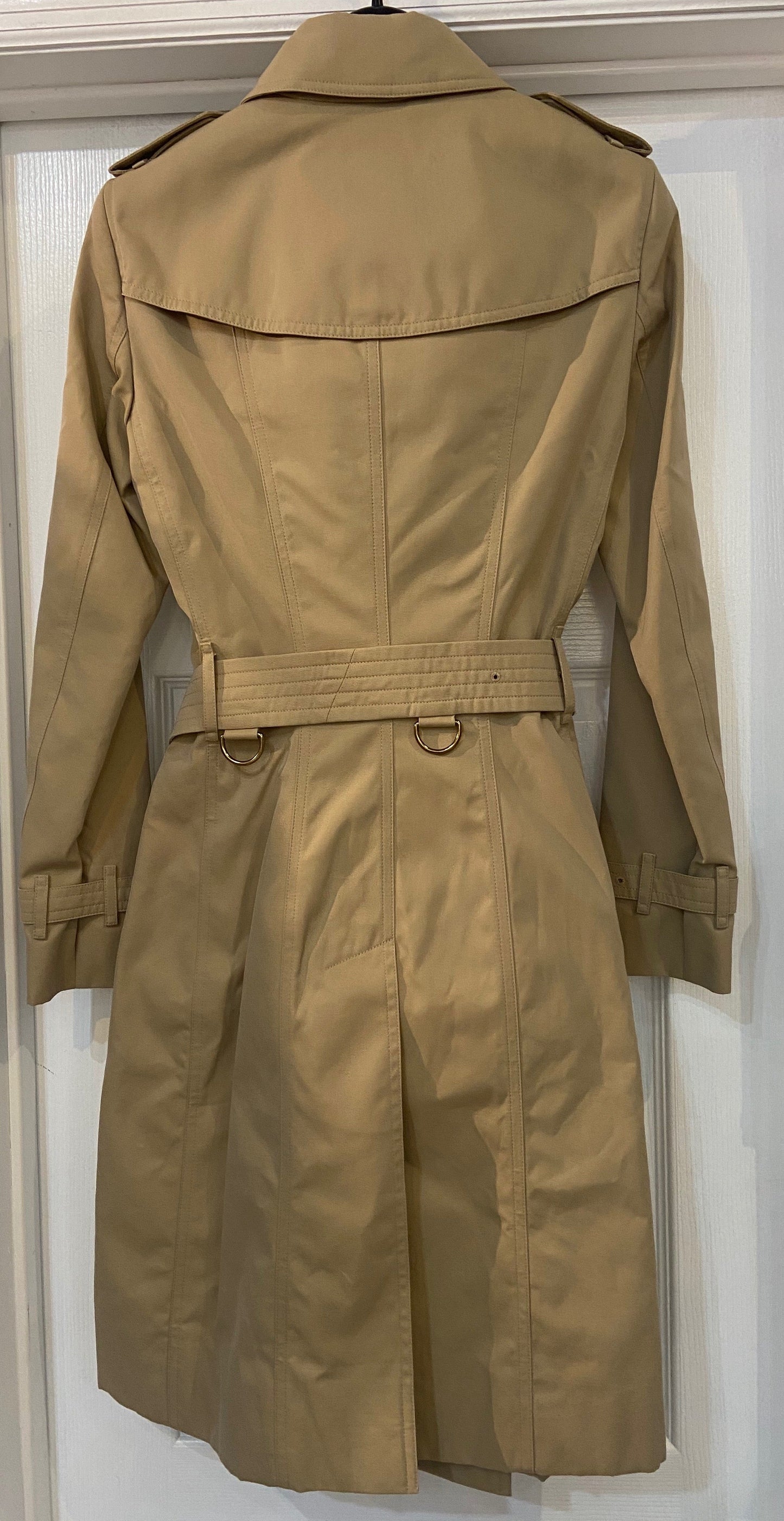 BURBERRY SANDRINGHAM MID-LENGTH HERITAGE TRENCH COAT