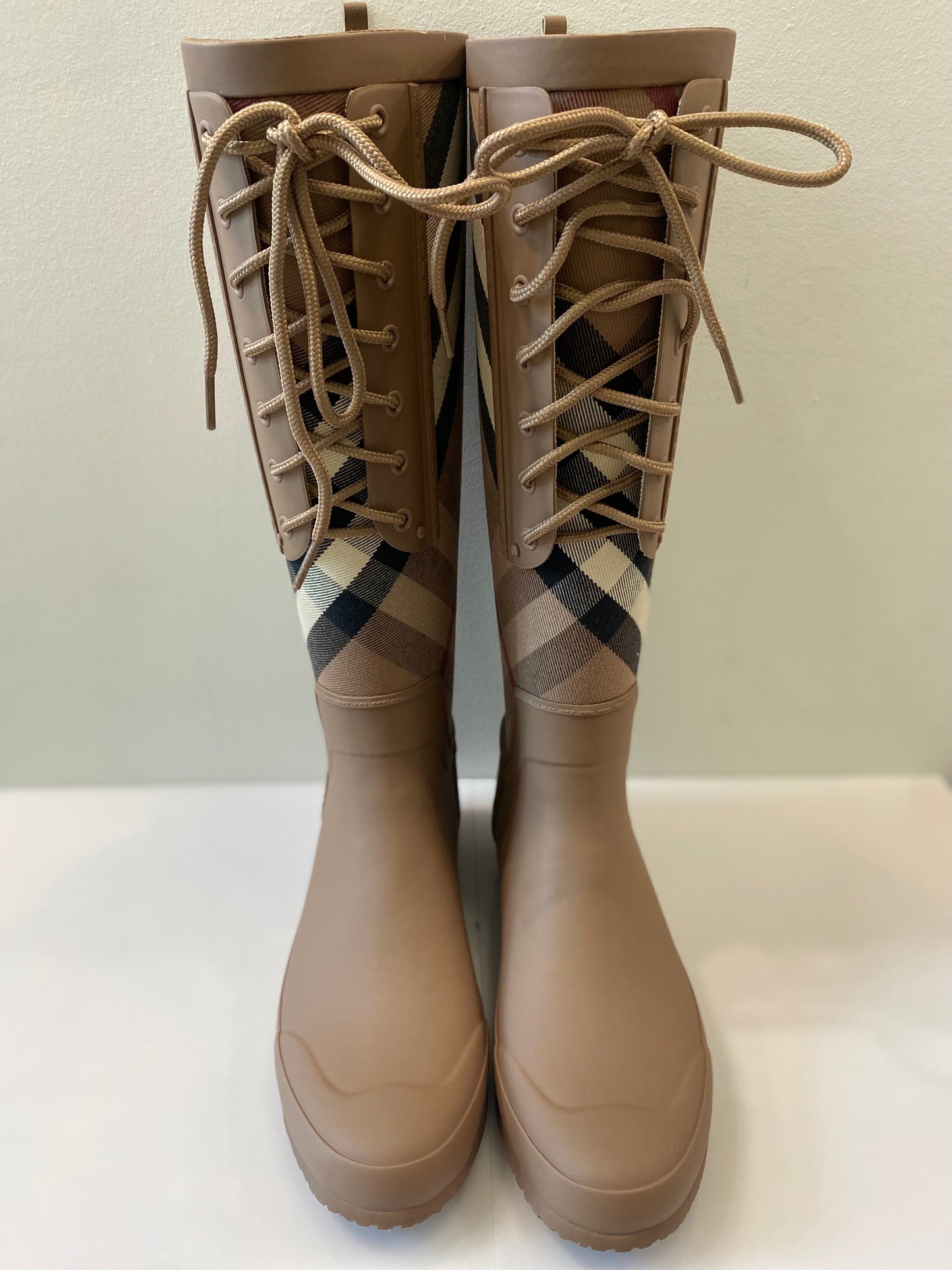 BURBERRY SIMEON HOUSE CHECK LACE UP RAIN BOOTS