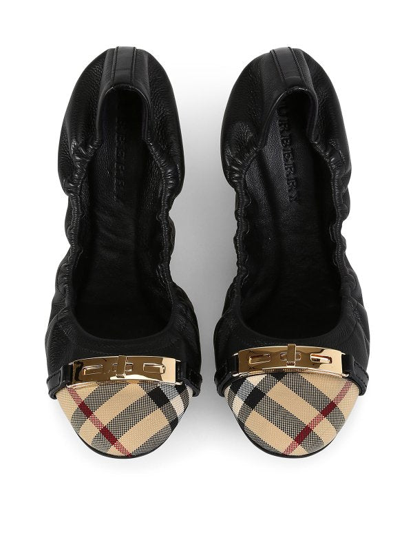 BURBERRY TWIST LOCK DRAYTON LEATHER BALLERINA FLATS