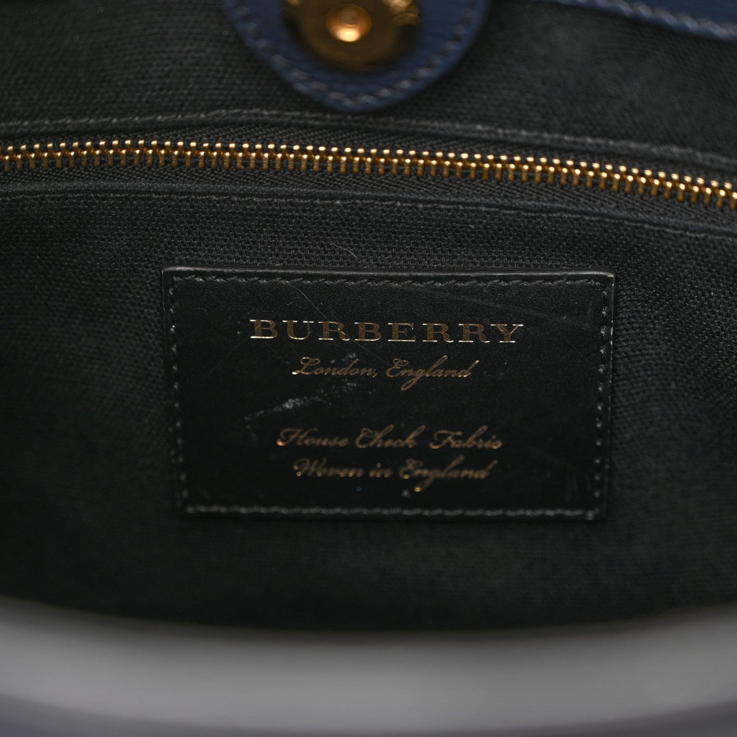 BURBERRY DERBY LEATHER SMALL BANNER TOTE BAG