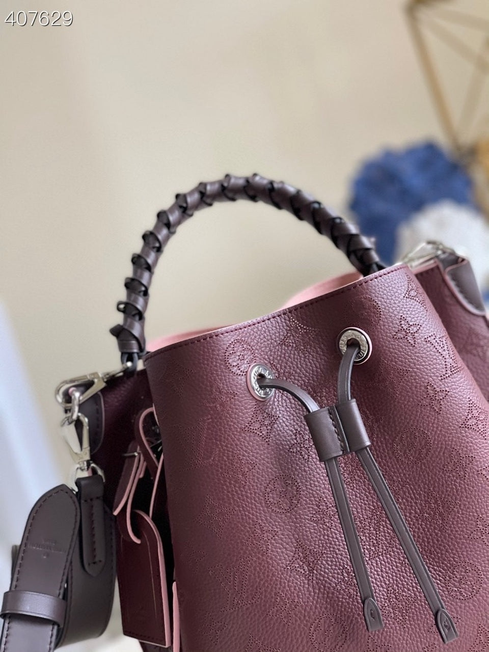 LV Muria Bucket Bag For Women, WomenÃ¢â‚¬â„¢s Handbags, Shoulder And Crossbody Bags Burgundy 9.8in/25cm LV