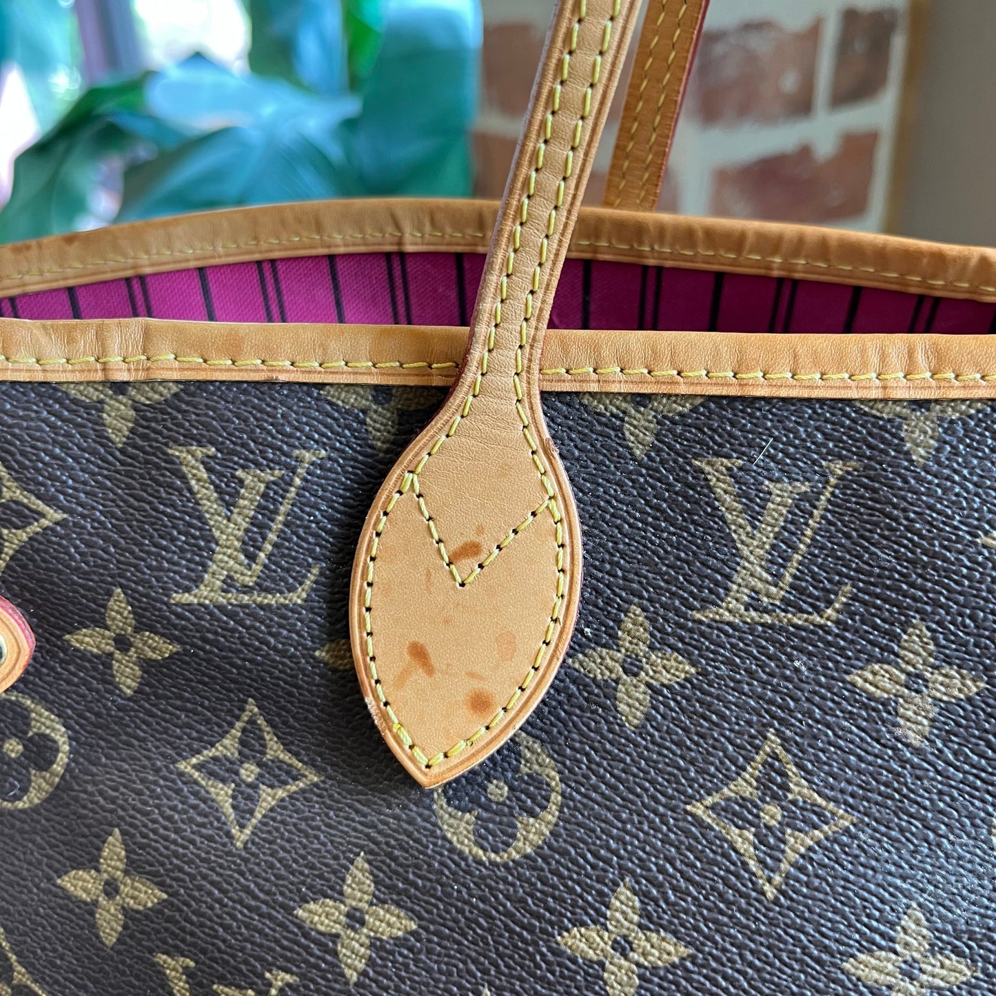 LOUIS VUITTON Neverfull MM Monogram Tote
