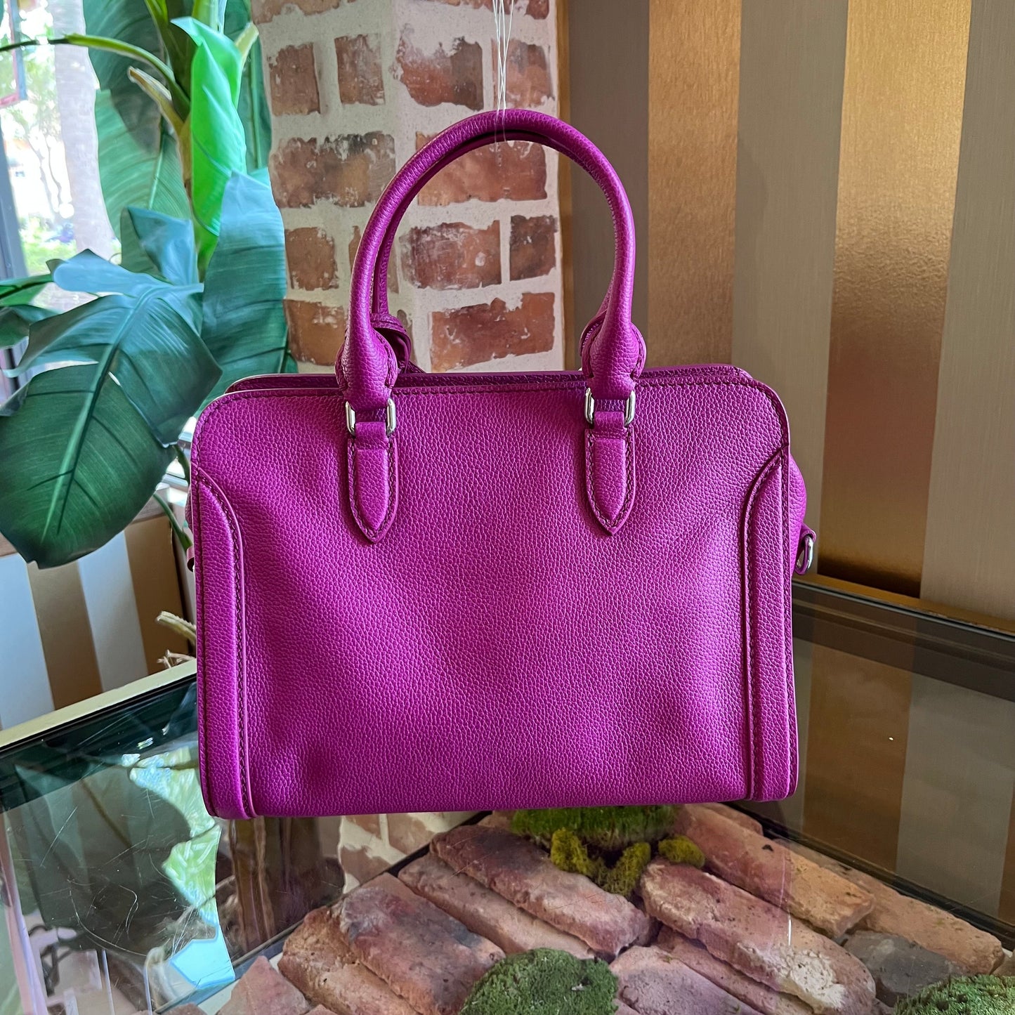 ALEXANDER MCQUEEN Skull Padlock Zip Medium Magenta Handbag