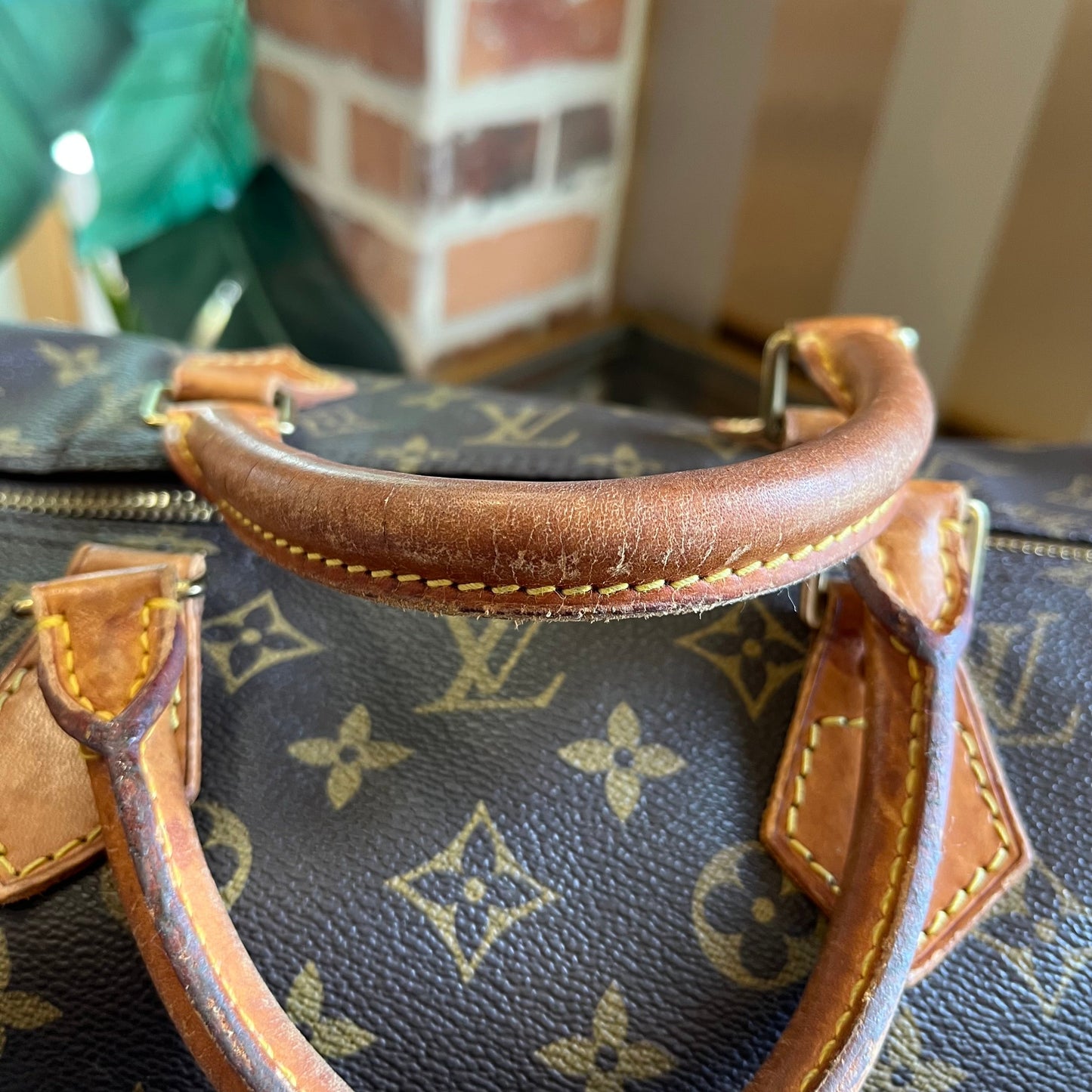 LOUIS VUITTON Vintage Monogram Canvas Speedy 40