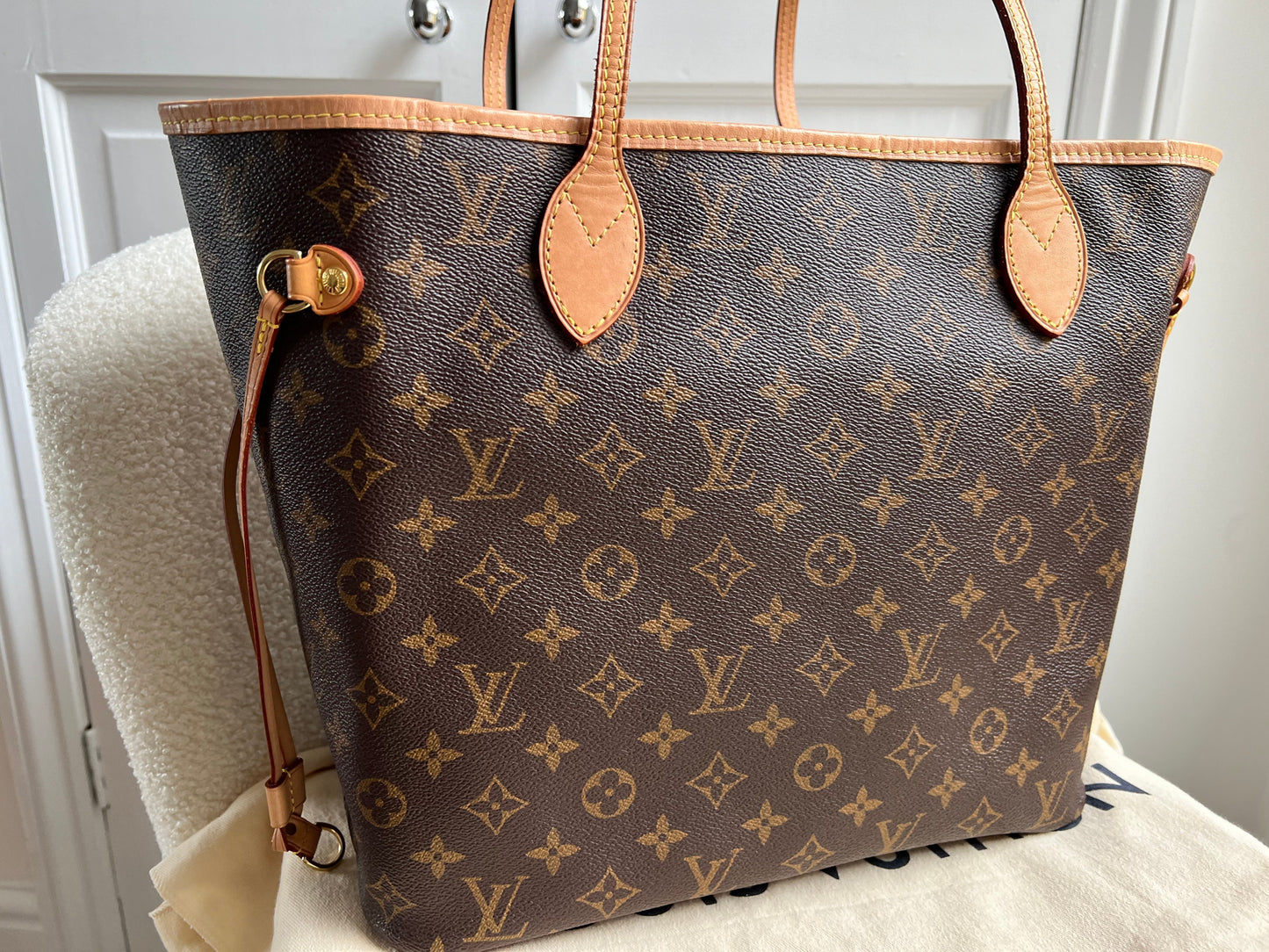 Louis Vuitton Neverfull MM Monogram Red (RRP £1,410)