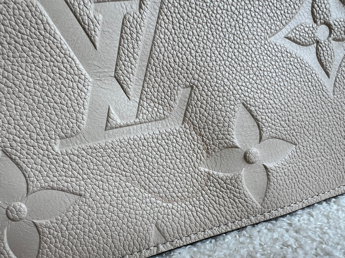 Louis Vuitton Pouch (from Neverfull) Creme Empreinte