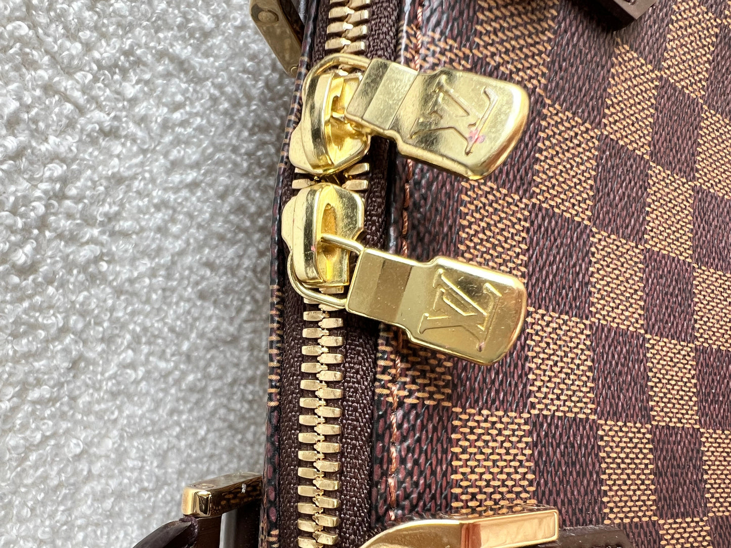 Louis Vuitton Ribera PM Damier Ebene