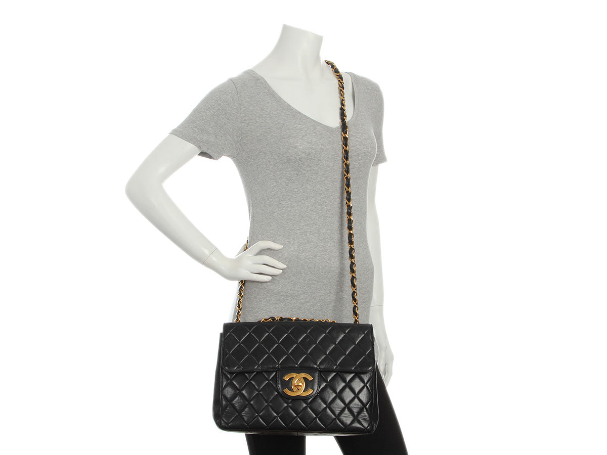 Chanel Vintage Jumbo Black Quilted Lambskin Classic Single Flap