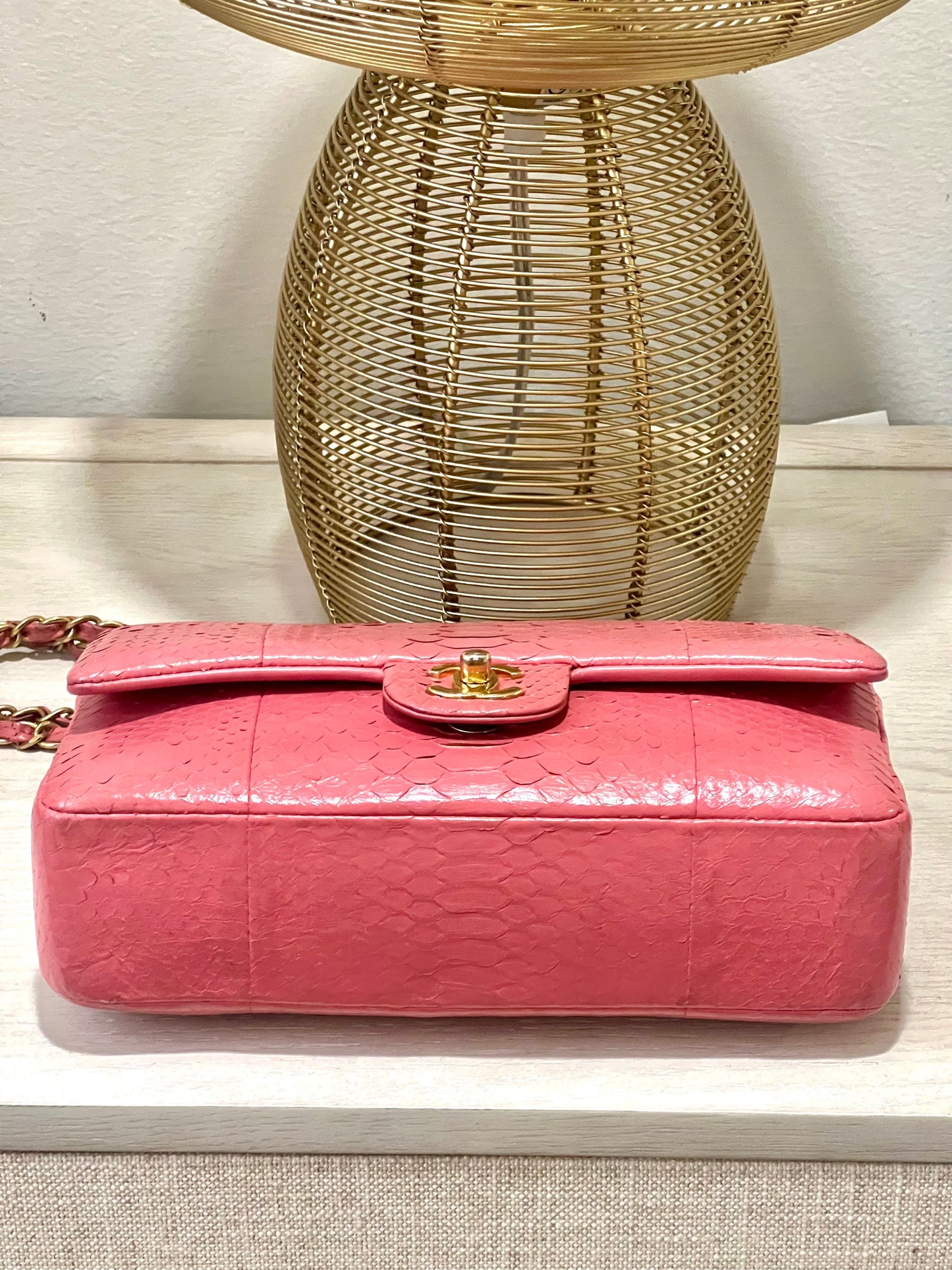 CHANEL 2.55 CLASSIC FLAP MEDIUM PINK PYTHON SHOULDER BAG