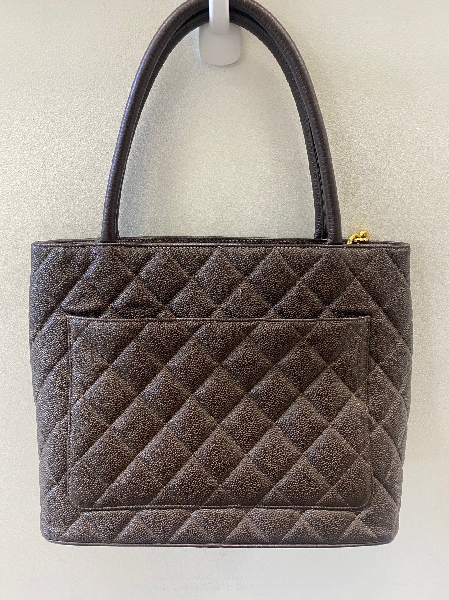CHANEL CC BROWN CAVIAR LEATHER MEDALLION TOTE BAG