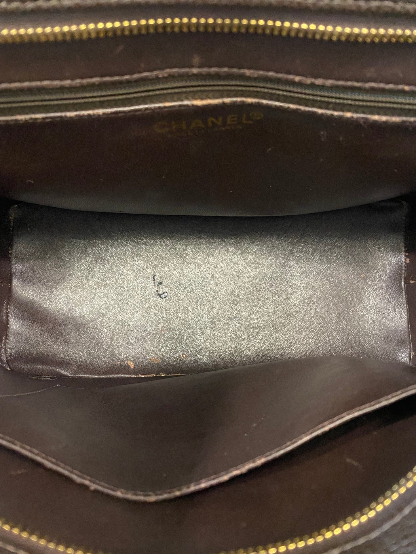 CHANEL CC BROWN CAVIAR LEATHER MEDALLION TOTE BAG