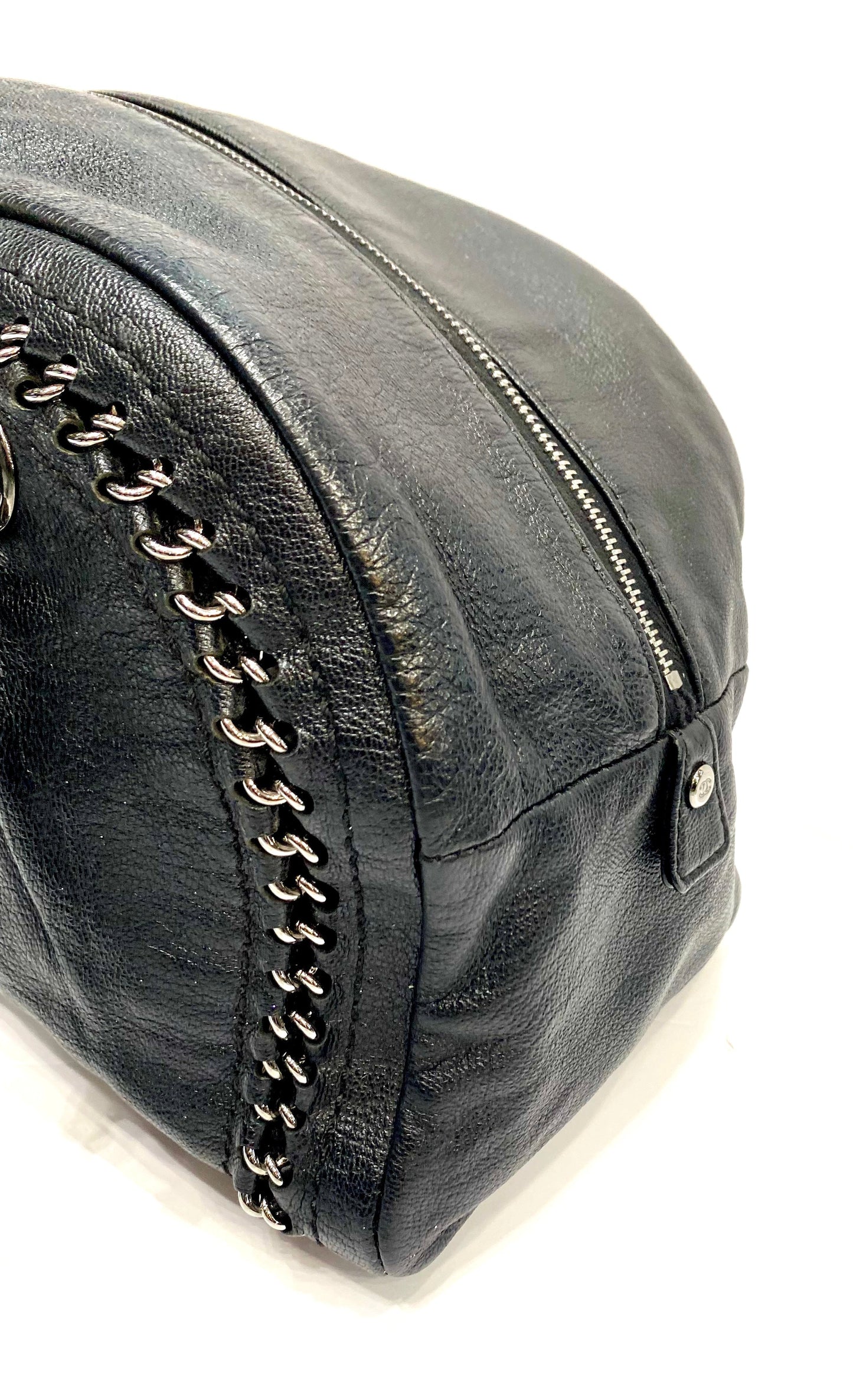 CHANEL CALFSKIN CHAIN TRIM LUXE LIGNE MEDIUM BOWLER BAG