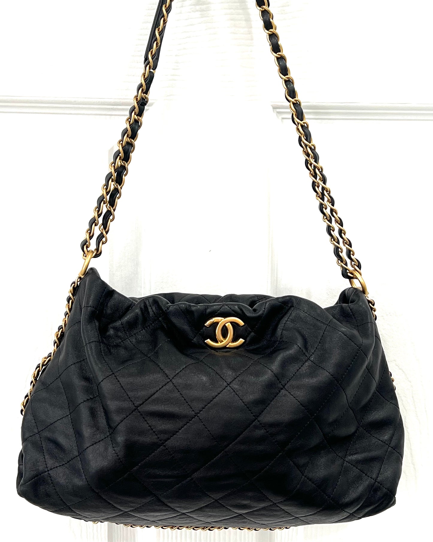 CHANEL QUILTED CALFSKIN DOUBLE CHAIN COCO SHELTER HOBO BAG