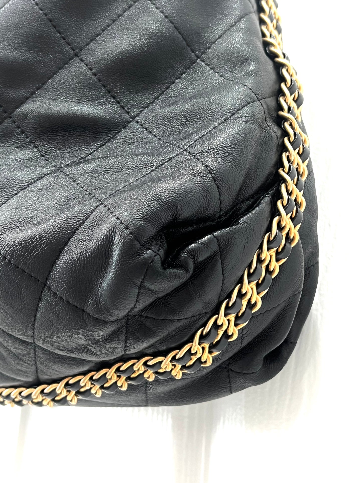 CHANEL QUILTED CALFSKIN DOUBLE CHAIN COCO SHELTER HOBO BAG