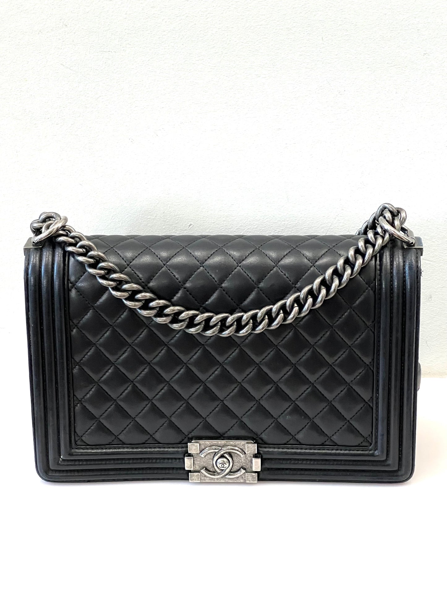 CHANEL QUILTED CALFSKIN LEATHER LARGE BOY BAG