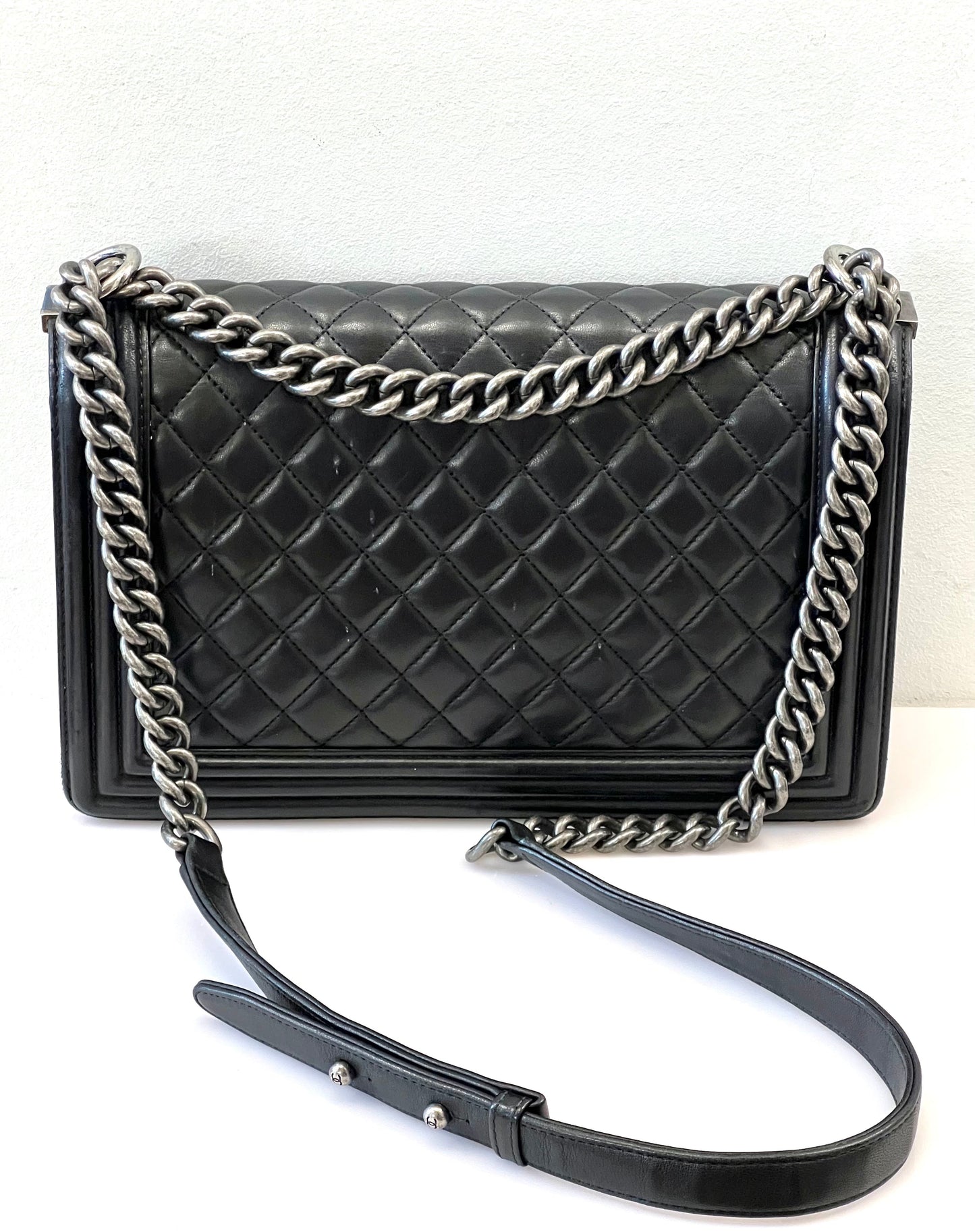 CHANEL QUILTED CALFSKIN LEATHER LARGE BOY BAG