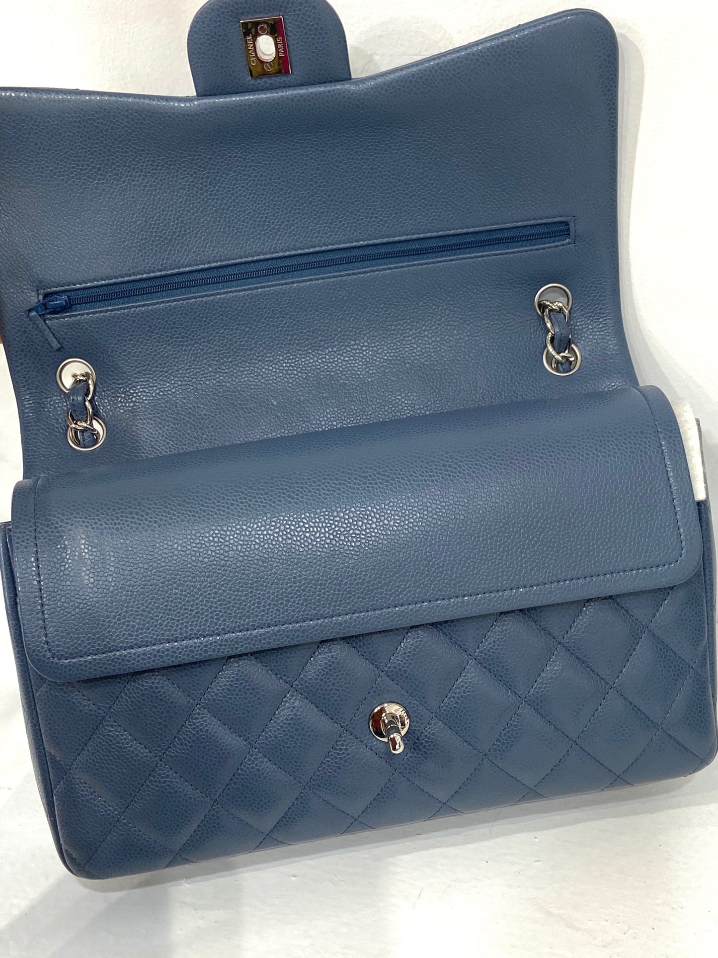 CHANEL CAVIAR QUILTED JUMBO DOUBLE FLAP BAG-HS
