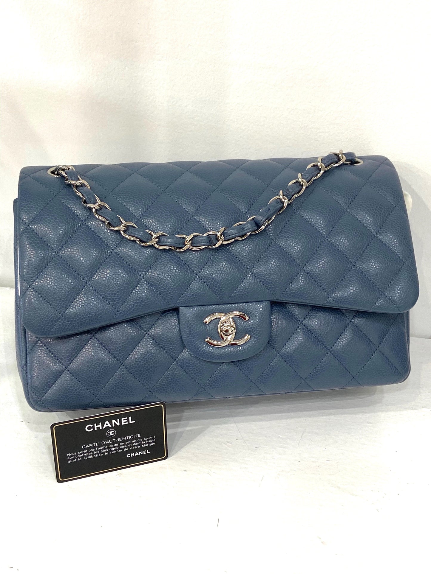 CHANEL CAVIAR QUILTED JUMBO DOUBLE FLAP BAG-HS