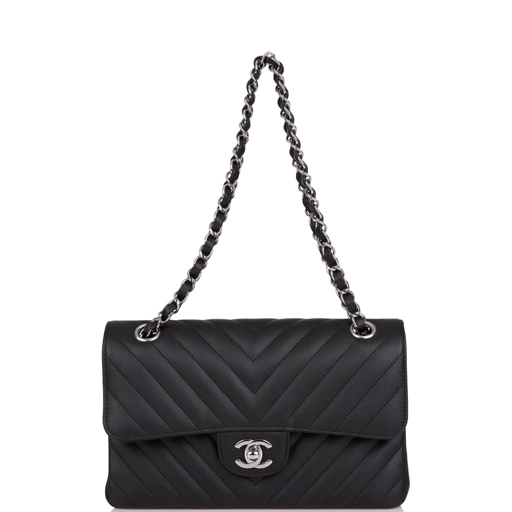 CHANEL CLASSIC CHEVRON-QUILTED LAMBSKIN DOUBLE FLAP JUMBO BAG