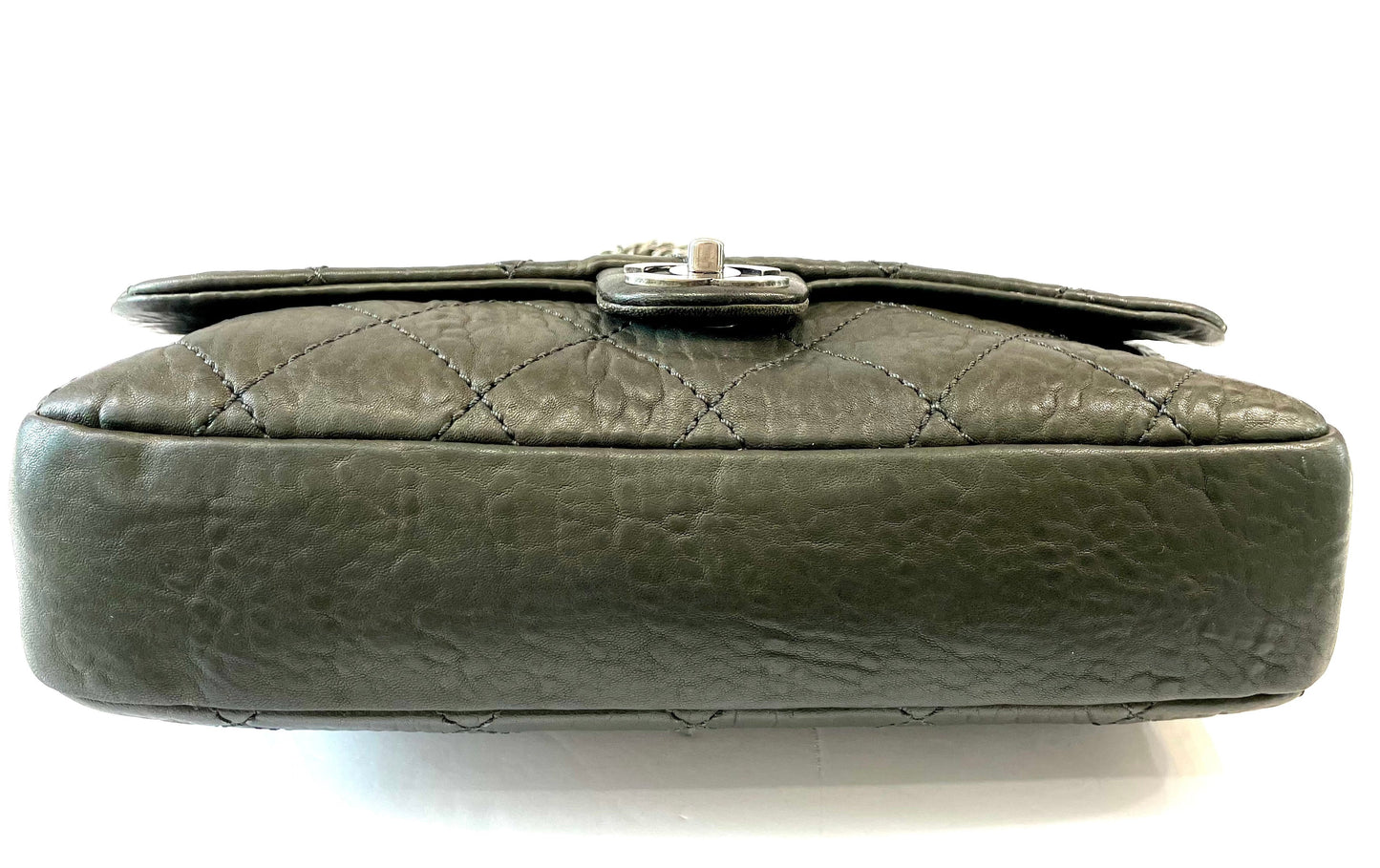 CHANEL VINTAGE CAVIAR CRUMPLED LEATHER MED CC CRAVE FLAP BAG