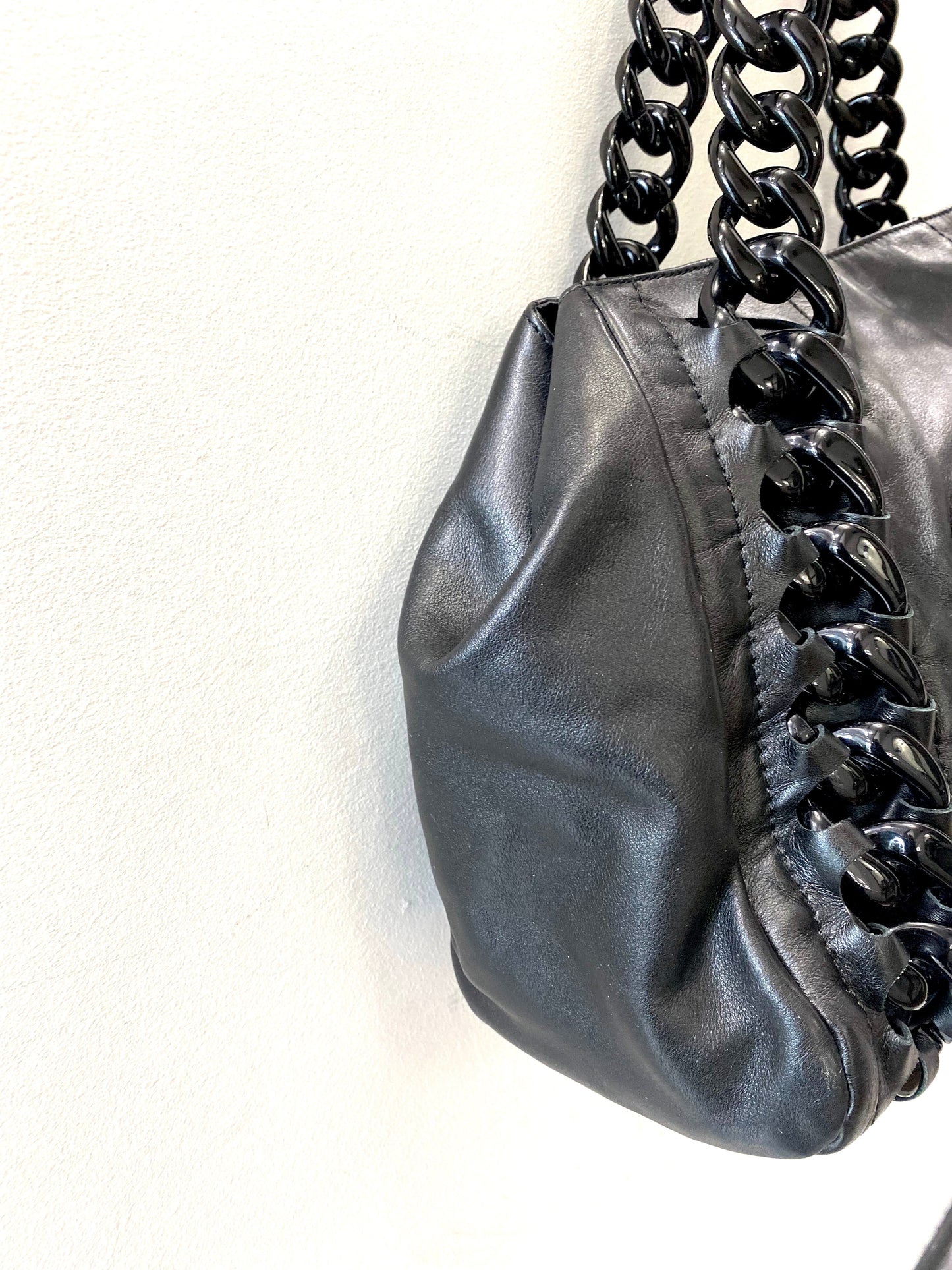 CHANEL GLAZED CALFSKIN LEATHER EAST WEST MODERN CHAIN TOTE