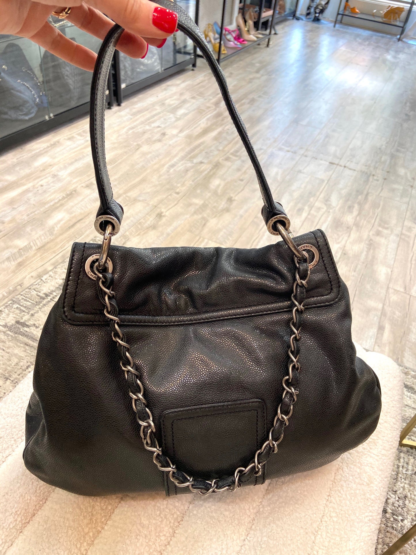 CHANEL GLAZED CAVIAR COCO RIDER FLAP BAG