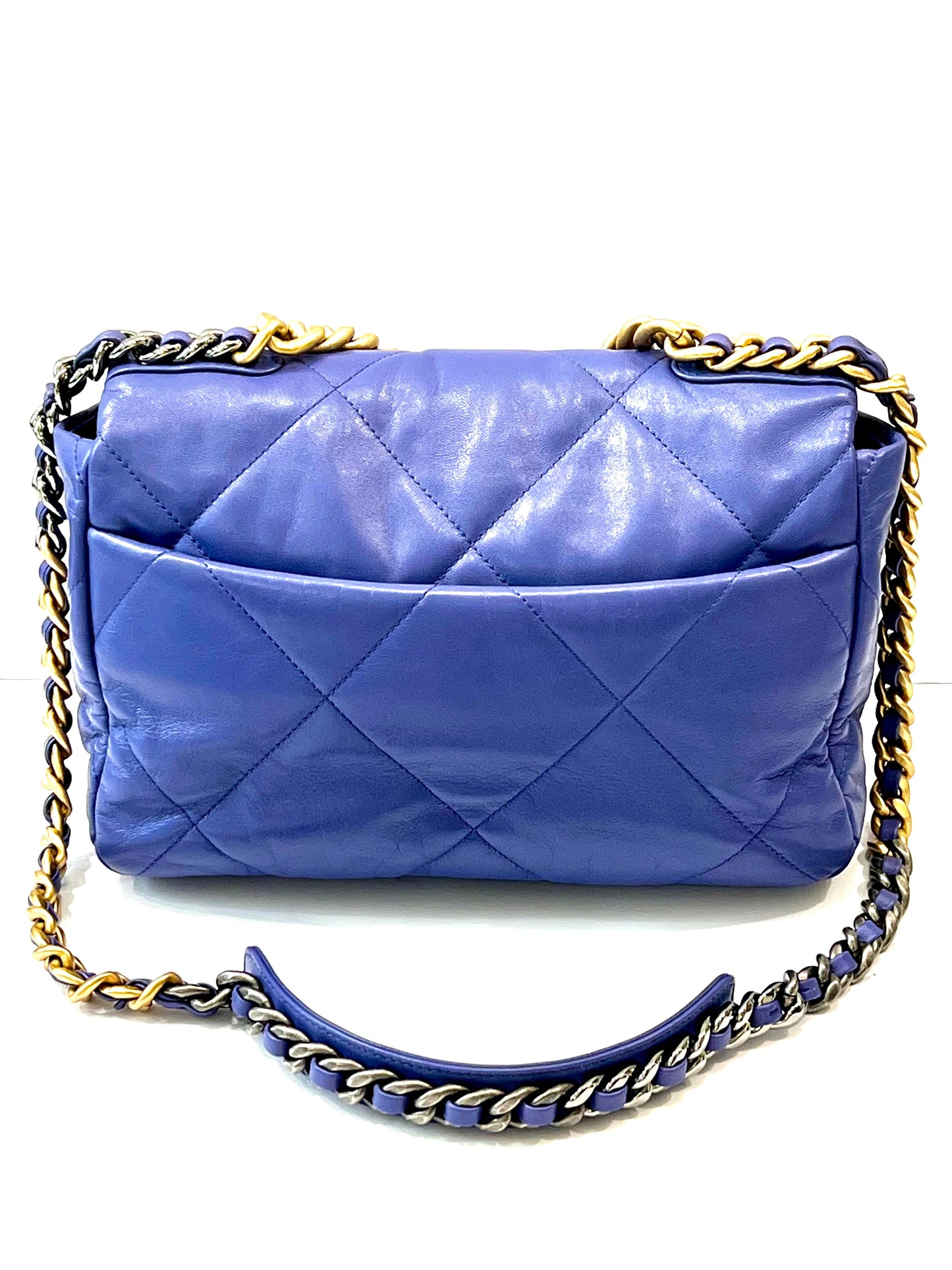 CHANEL QUILTED LAMBSKIN MEDIUM CHANEL 19 FLAP BAG