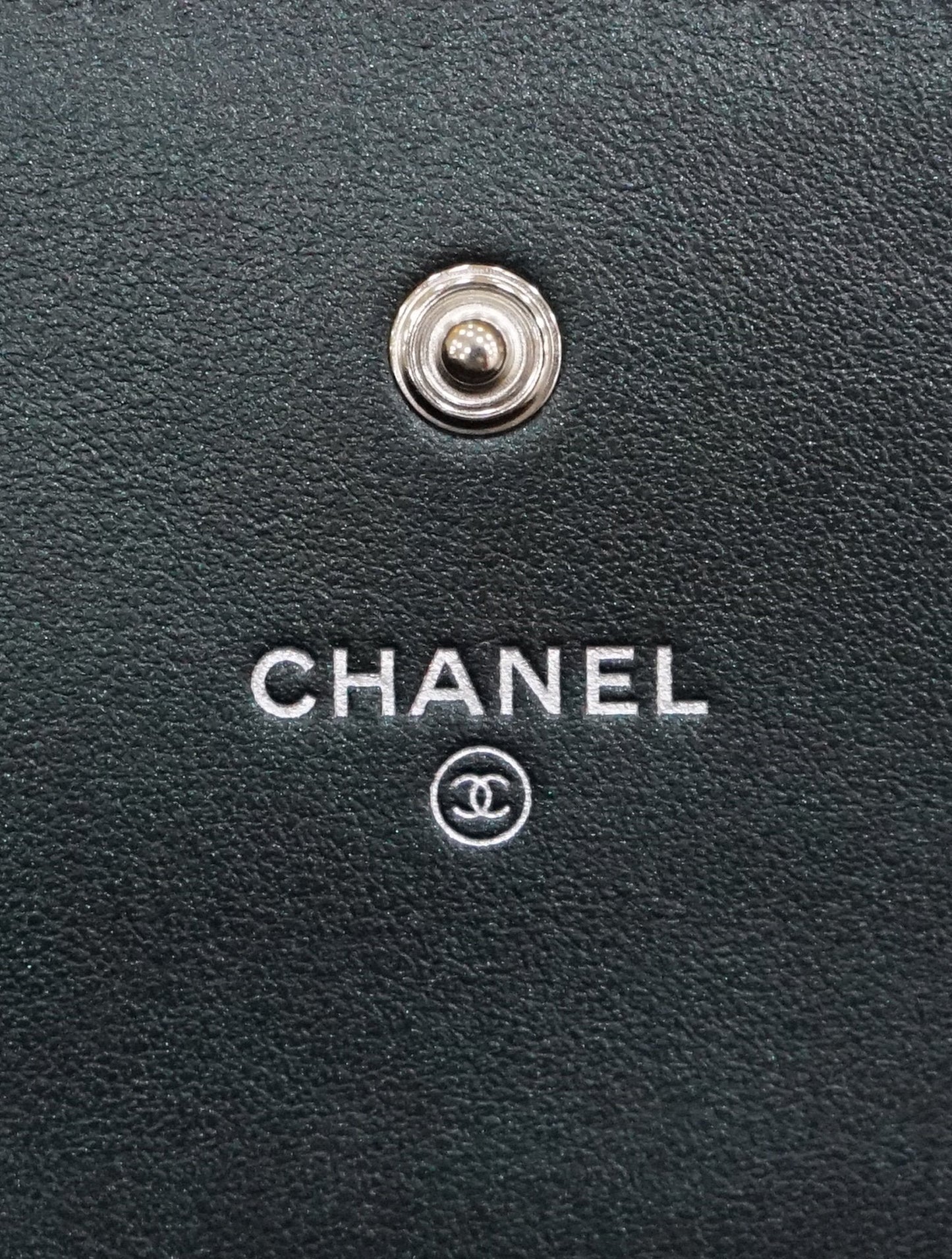 CHANEL IRIDESCENT CAVIAR QUILTED CLUTCH WRISTLET