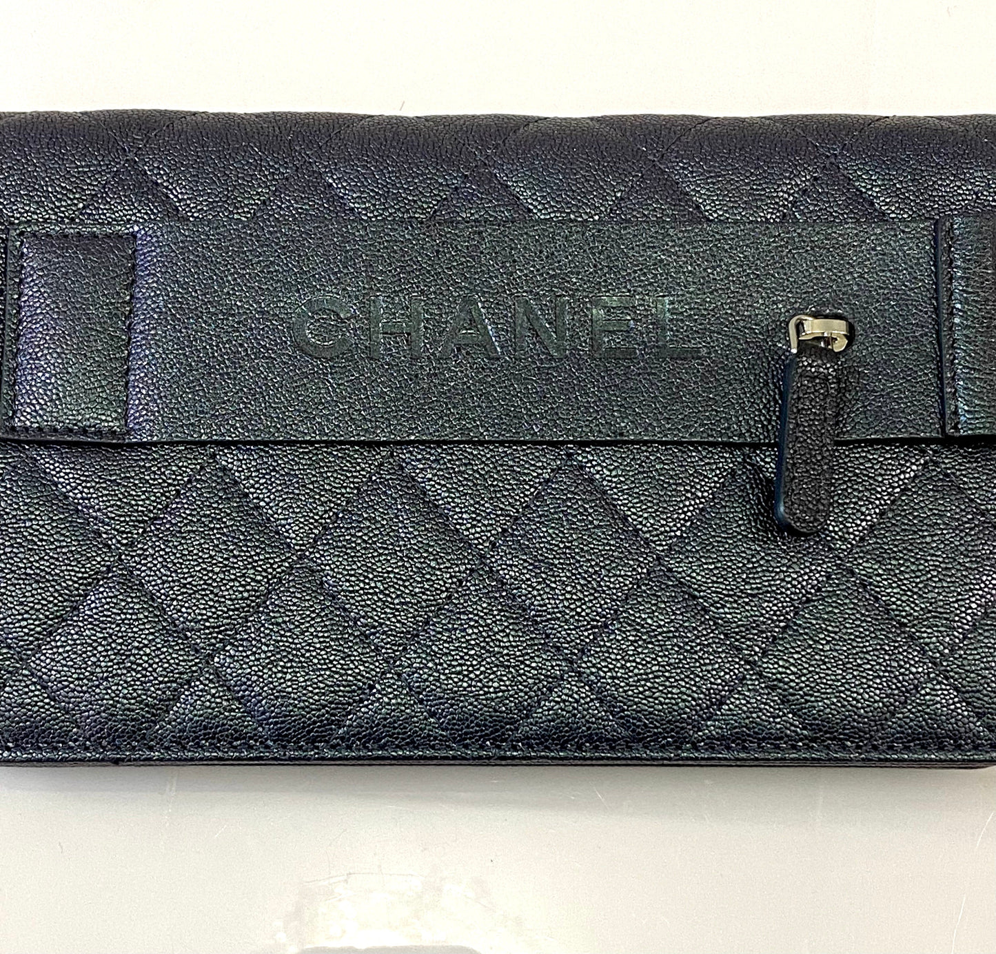 CHANEL IRIDESCENT CAVIAR QUILTED CLUTCH WRISTLET
