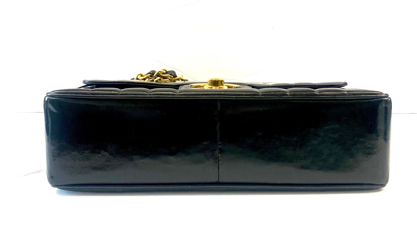 CHANEL JUMBO MADEMOISELLE VERTICAL QUILT VINTAGE PATENT LEATHER BAG