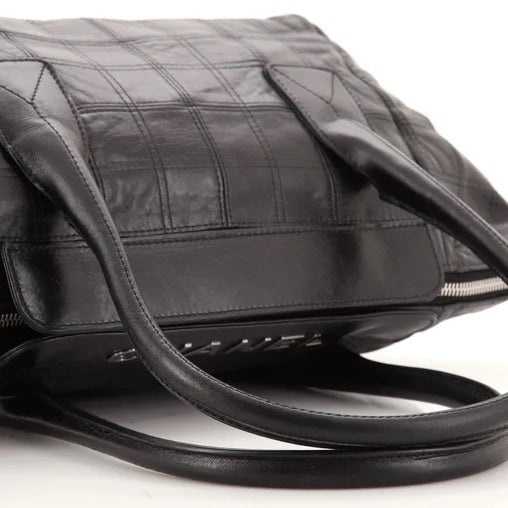 CHANEL LAX QUILTED LEATHER CHOCOLATE BAR HANDBAG