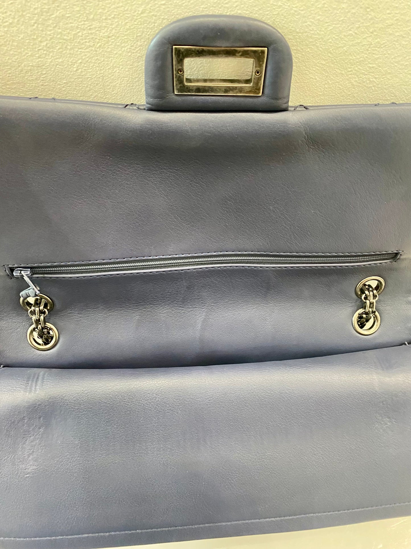 CHANEL 2.55 REISSUE DOUBLE FLAP CALFSKIN LEATHER 226 SHOULDER BAG