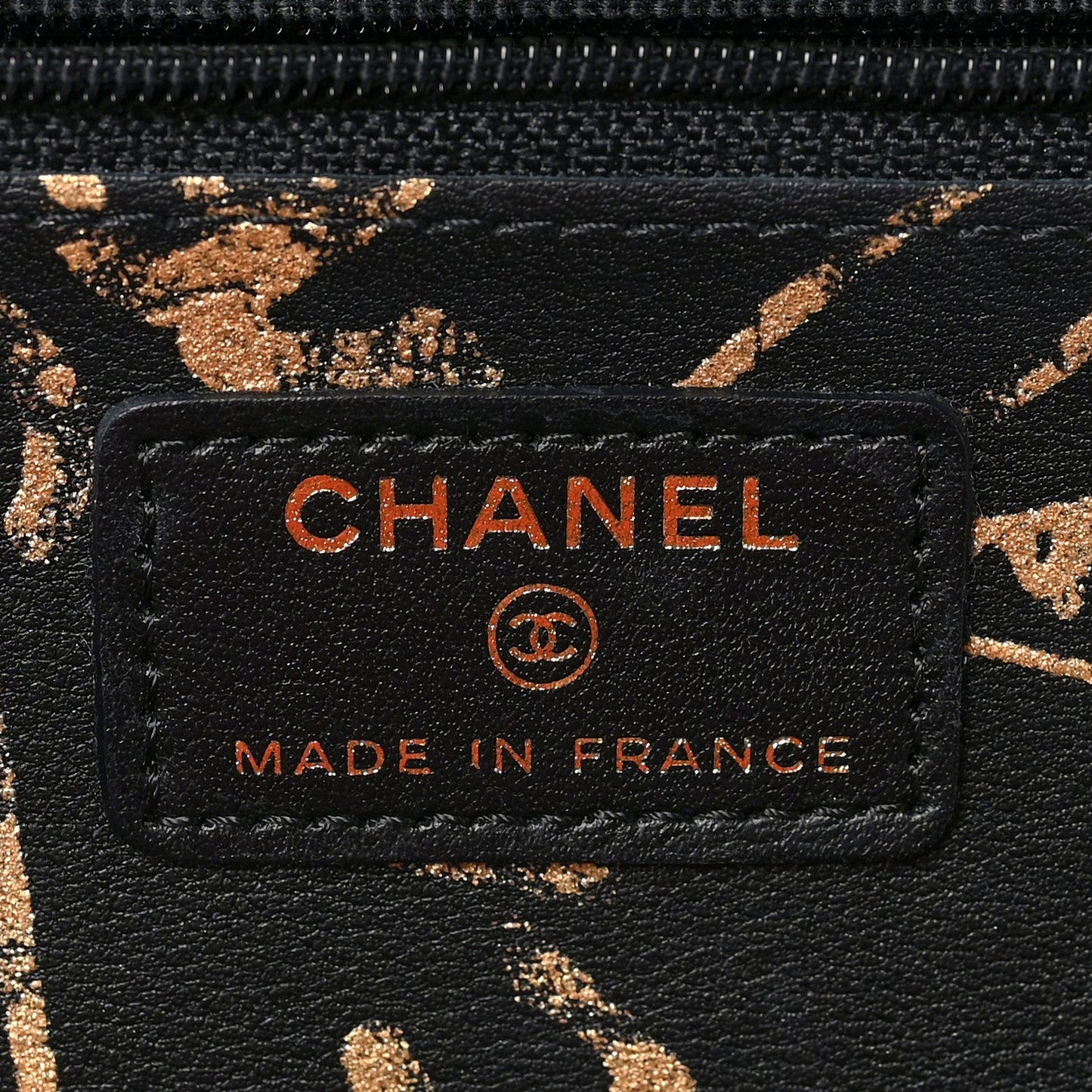 CHANEL QUILTED CALFSKIN GRAFFITI PYRAMID WALLET ON A CHAIN
