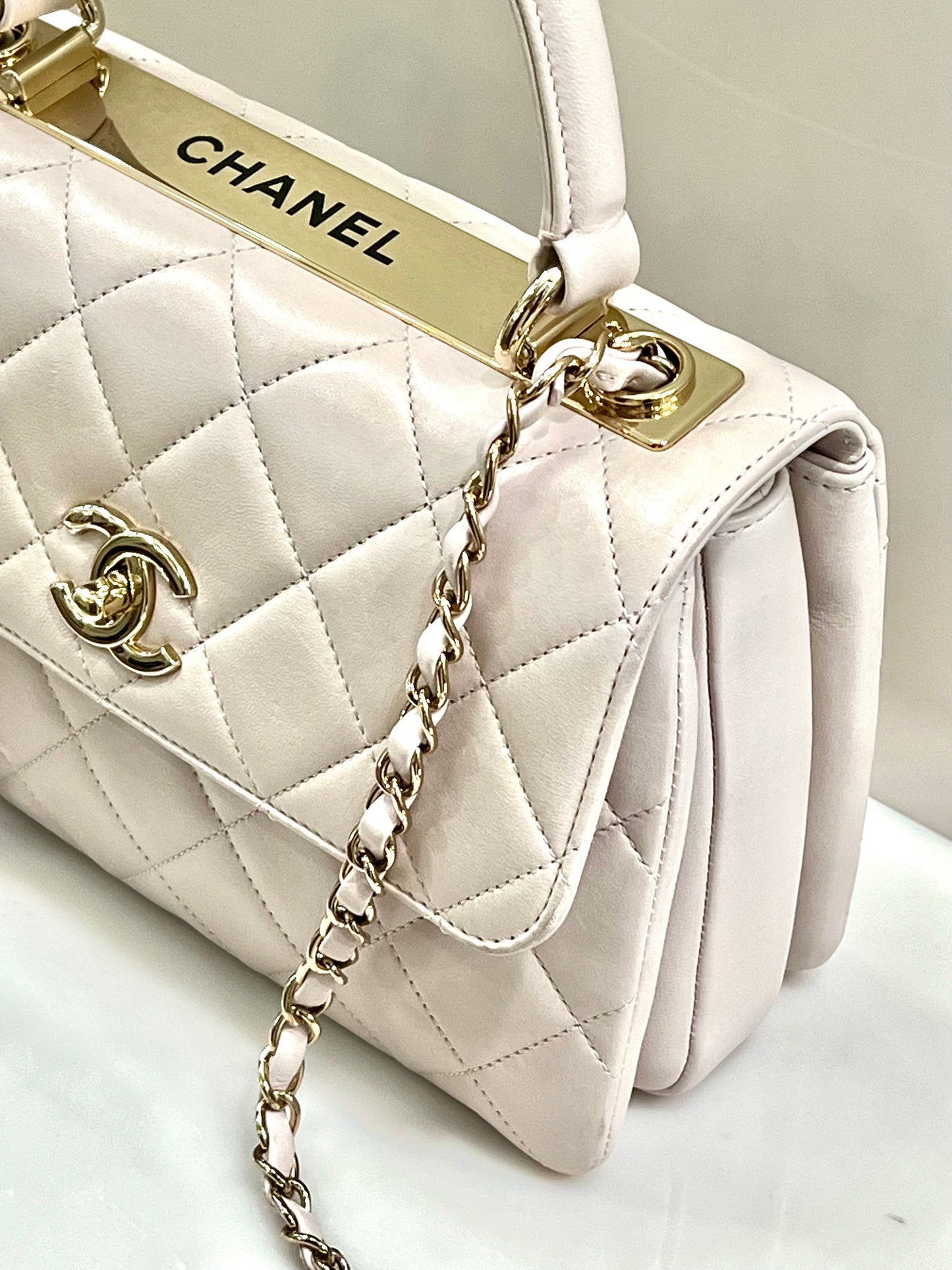 CHANEL QUILTED LAMBSKIN SMALL TRENDY CC HANDLE FLAP BAG PALE PINK