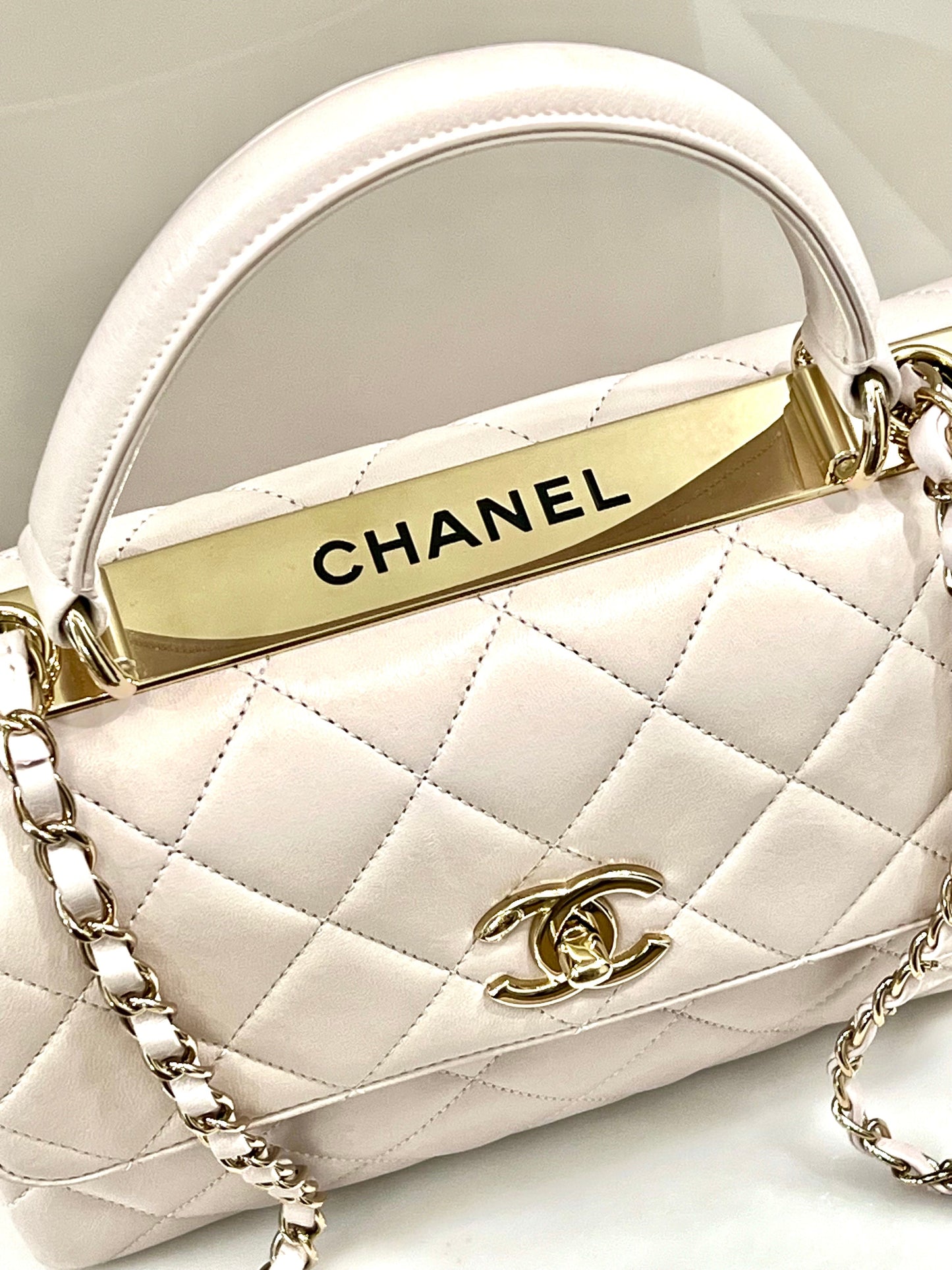 CHANEL QUILTED LAMBSKIN SMALL TRENDY CC HANDLE FLAP BAG PALE PINK