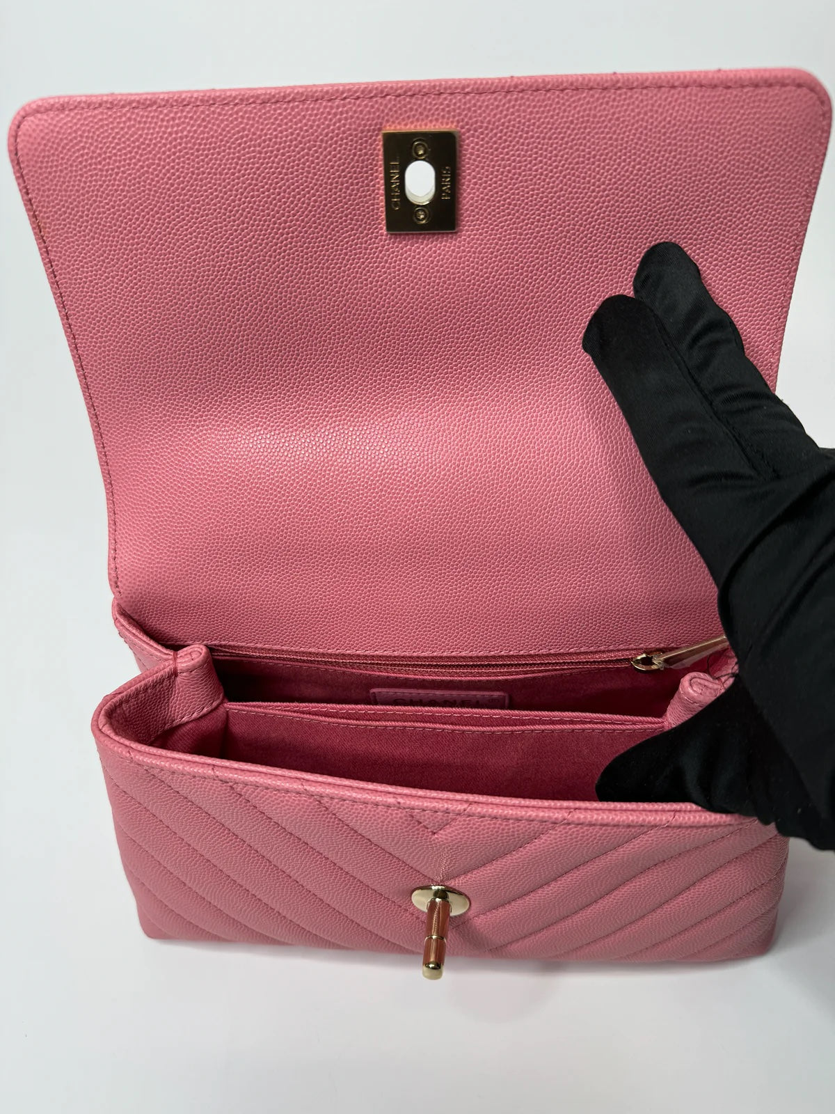 CHANEL CAVIAR CHEVRON QUILTED SMALL COCO HANDLE FLAP BAG