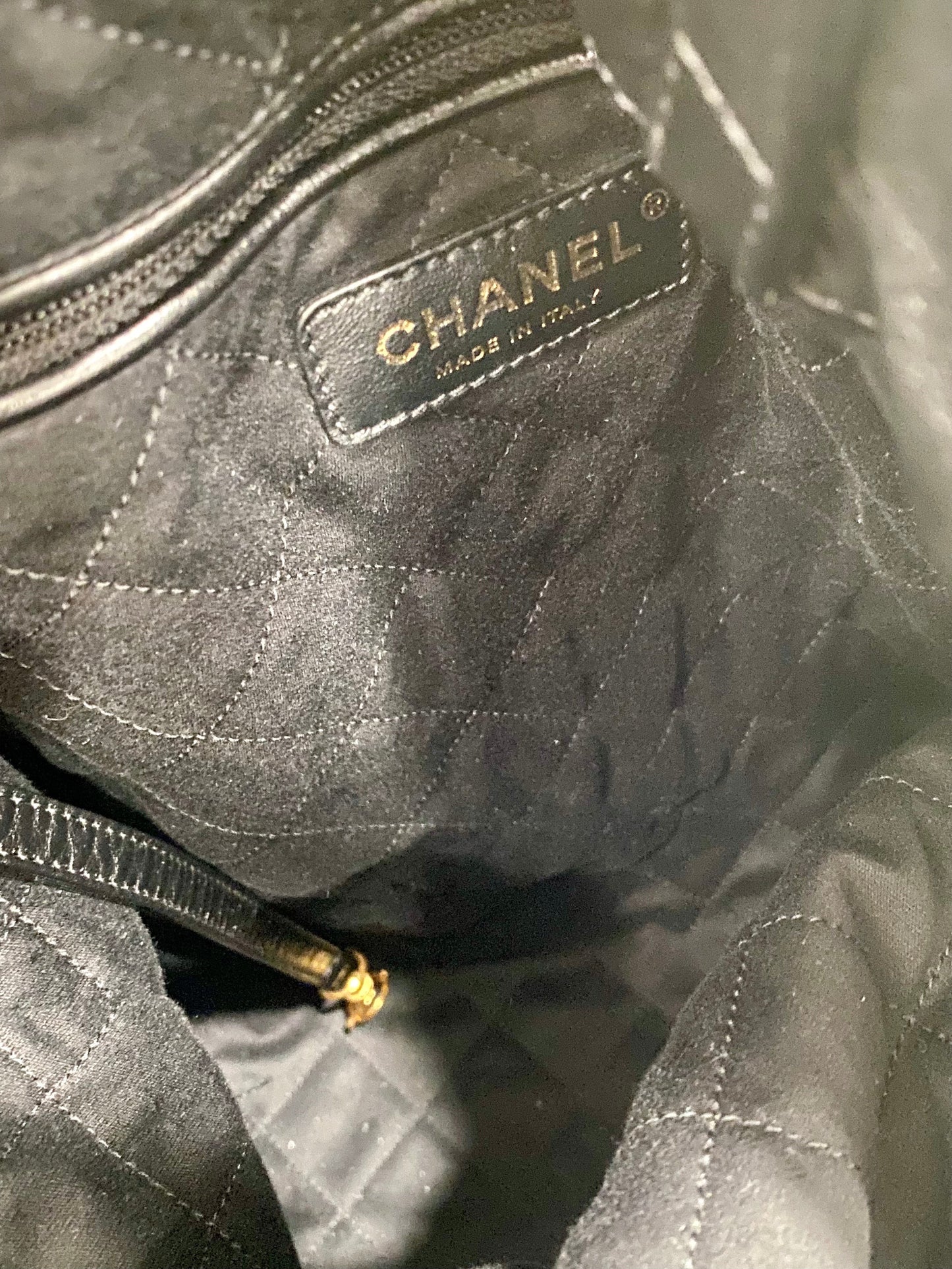 CHANEL SHINY QUILTED CALFSKIN LEATHER CHANEL 22 BACKPACK