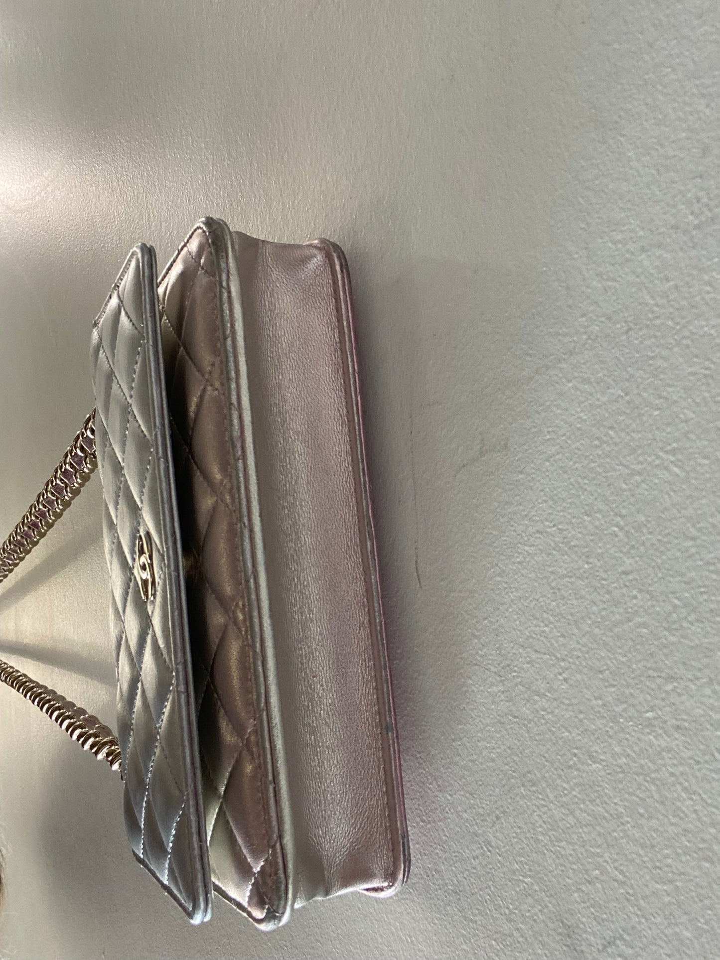 CHANEL SILVER & PINK METALLIC GRADIENT QUILTED LAMBSKIN WOC-HS