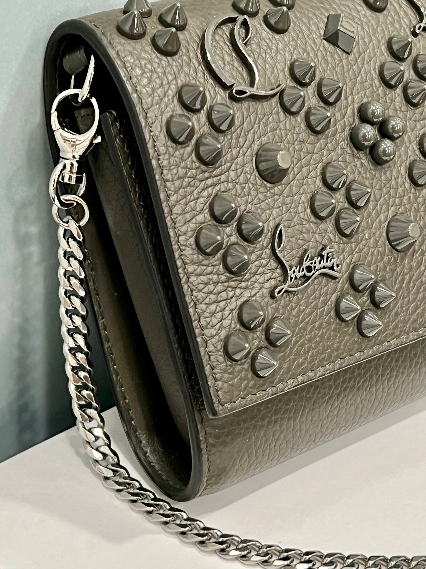 CHRISTIAN LOUBOUTIN PALOMA LOUBINTHESKY LEATHER WALLET ON A CHAIN