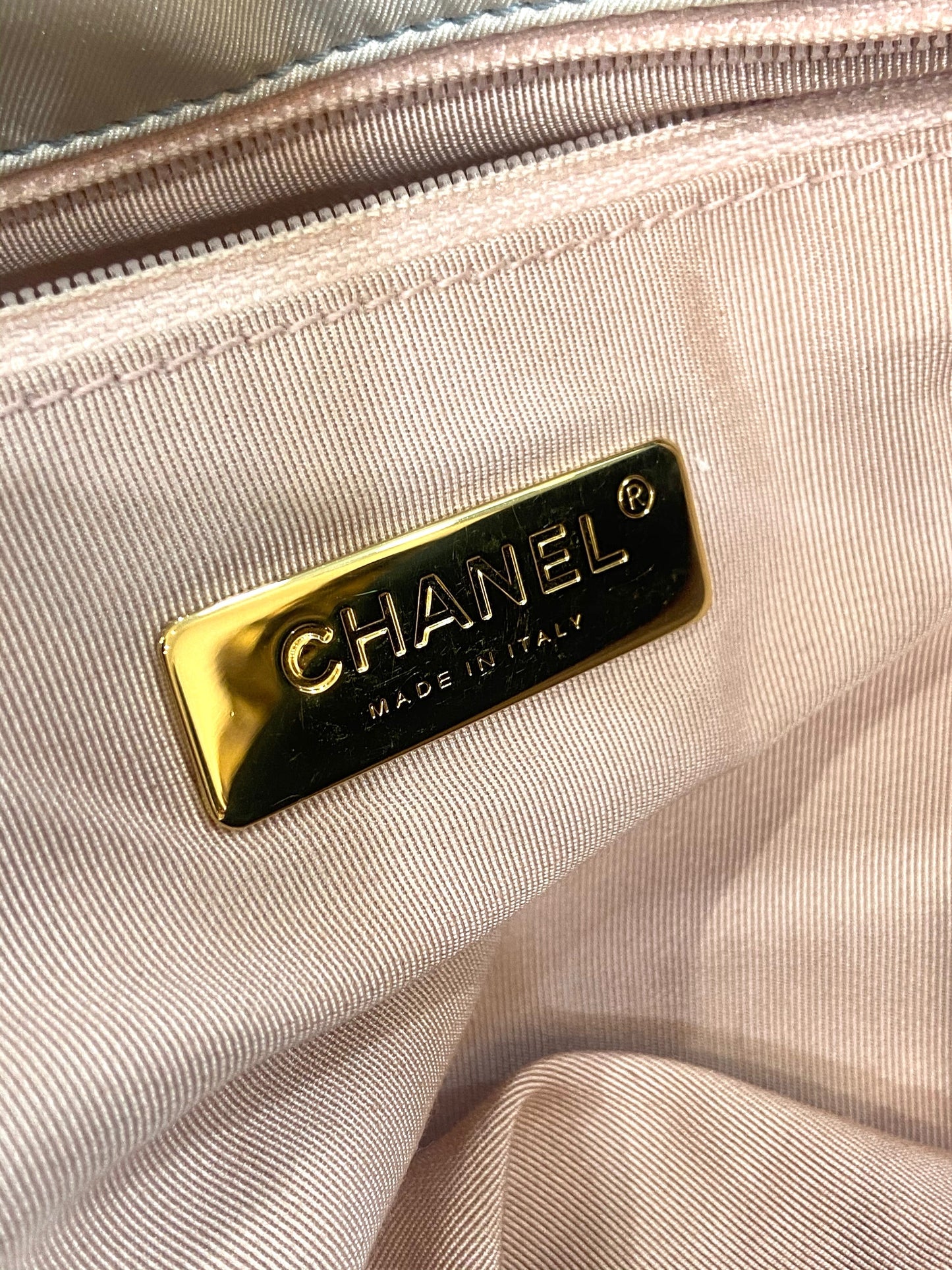 CHANEL CC QUILTED PRINTED SILK MAXI 19 FLAP BAG