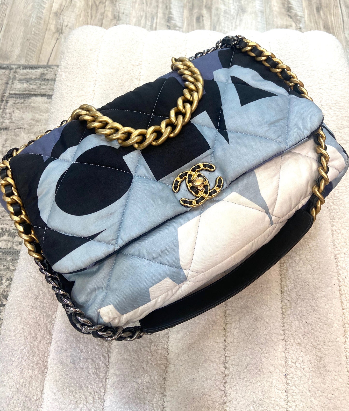 CHANEL CC QUILTED PRINTED SILK MAXI 19 FLAP BAG