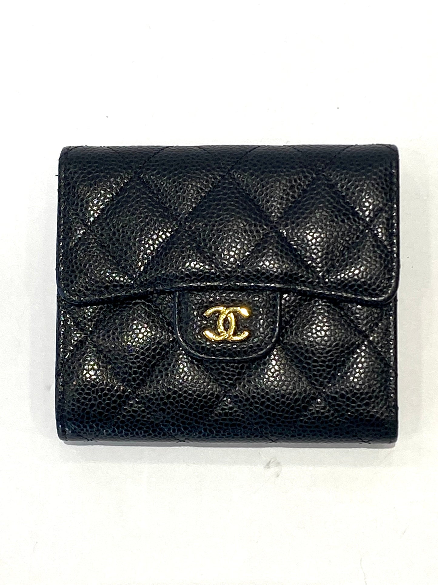 CHANEL CAVIAR QUILTED CC CLASSIC TRI-FOLD WALLET