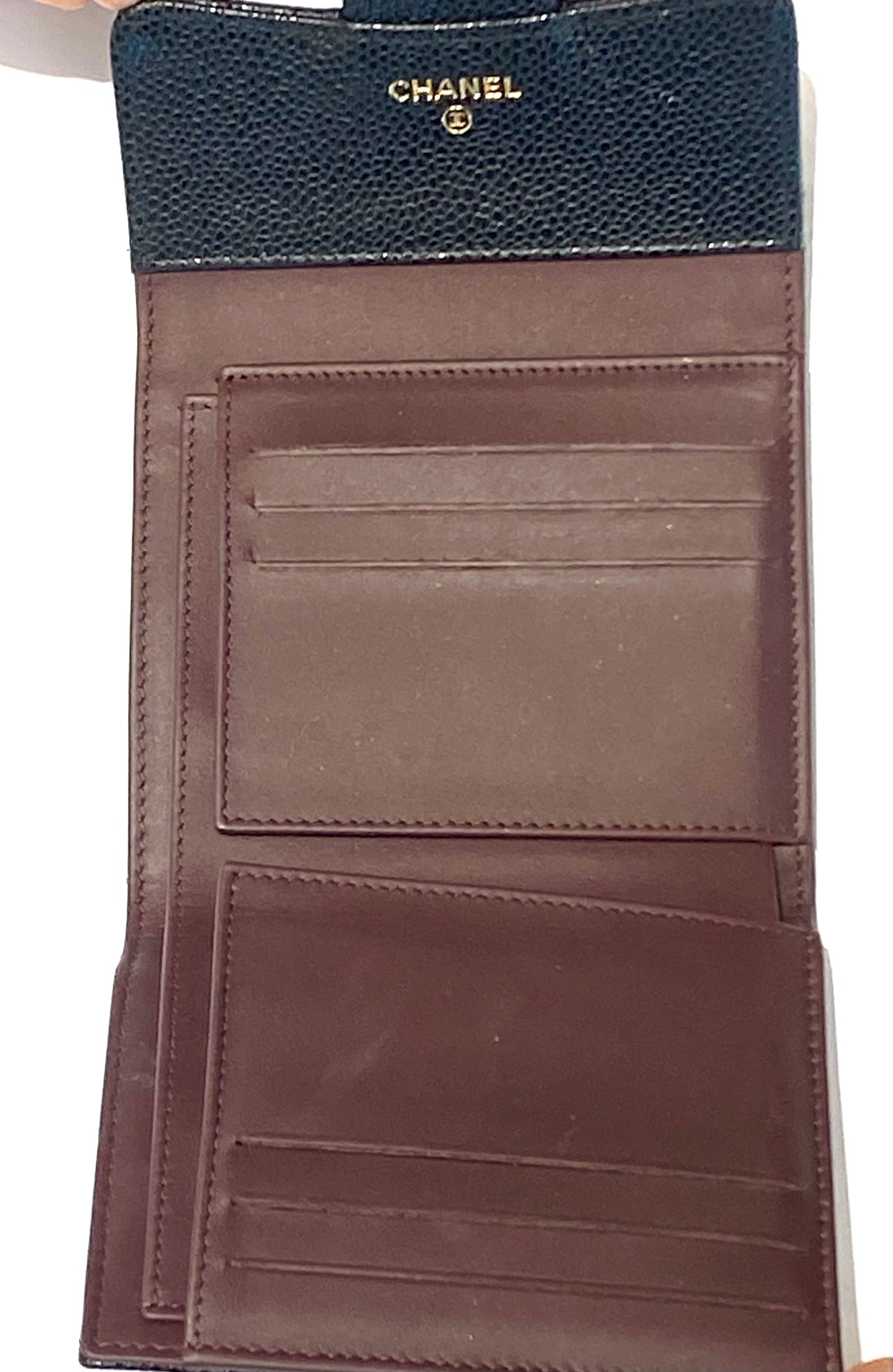 CHANEL CAVIAR QUILTED CC CLASSIC TRI-FOLD WALLET