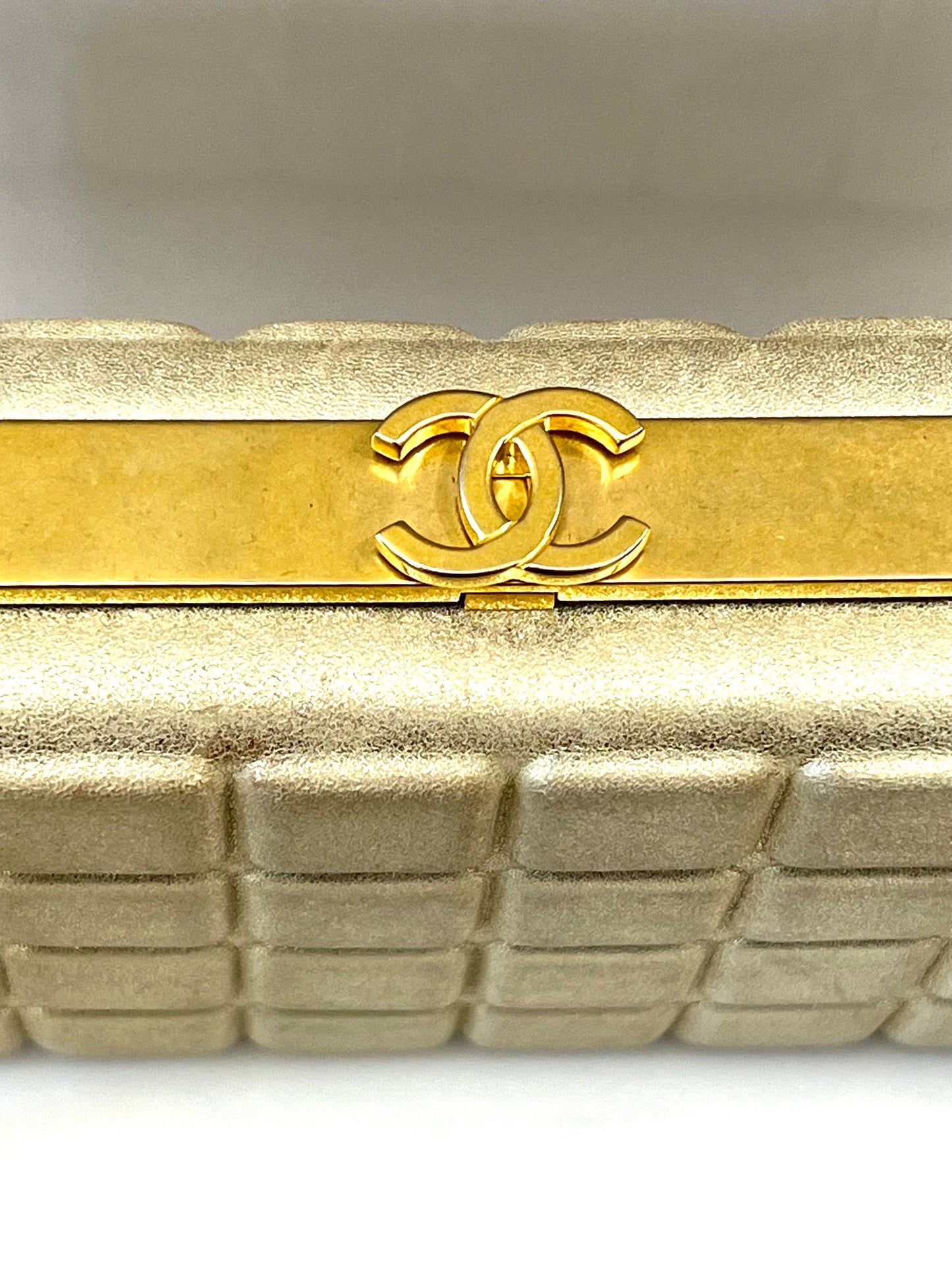 CHANEL CHOCO BAR METALLIC GOLD LEATHER SHOULDER BAG