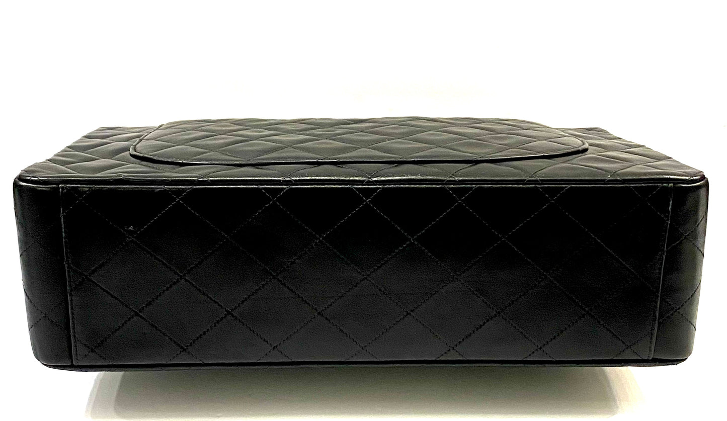 CHANEL TIMELESS CLASSIC QUILTED LAMBSKIN FLAP BAG