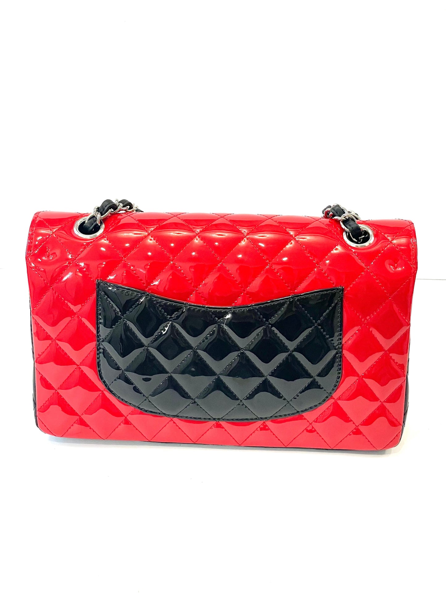 CHANEL QUILTED PATENT BI-COLOR MEDIUM CLASSIC DOUBLE FLAP BAG